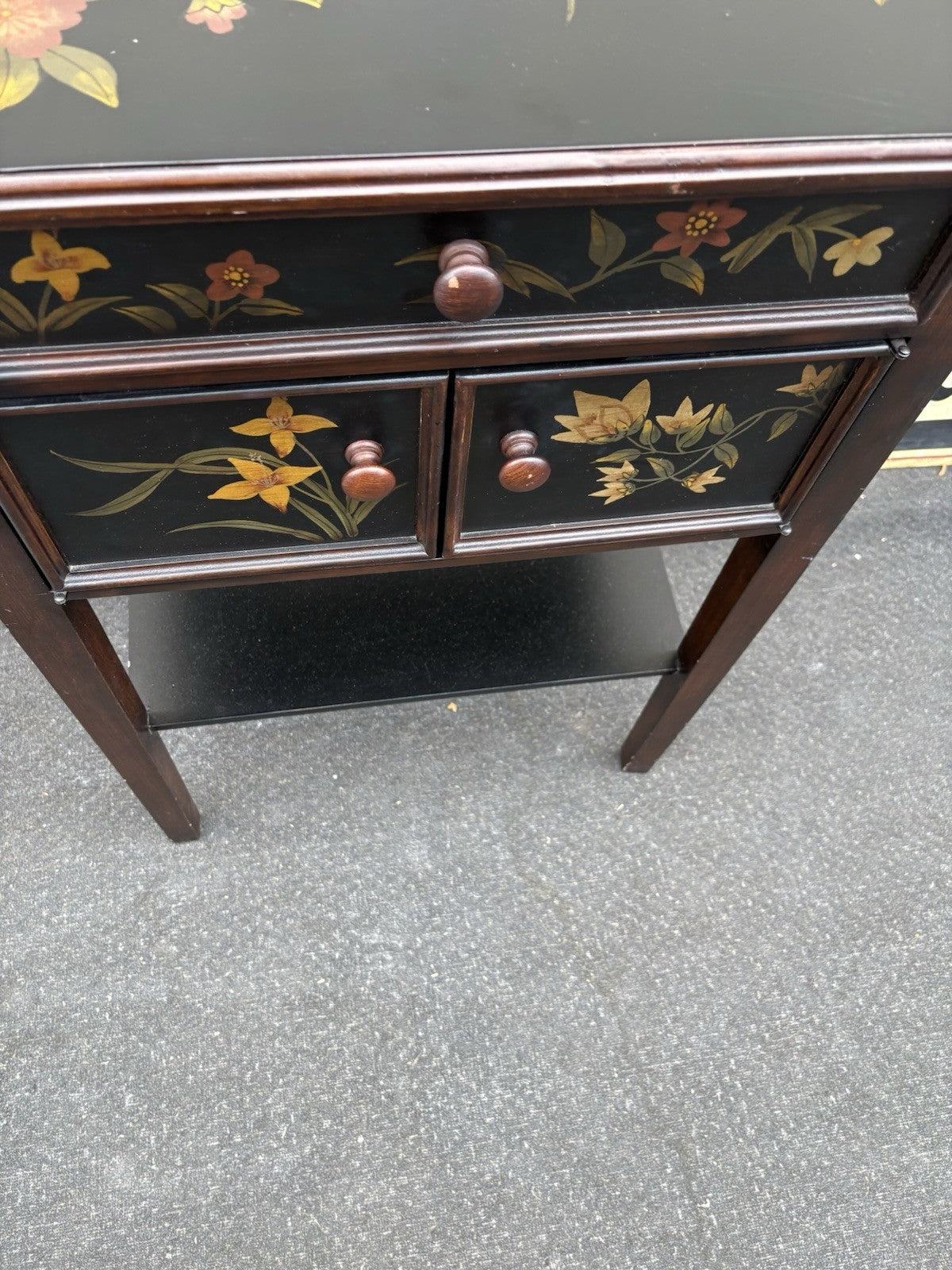 66834  Decorator Black Lamp Table Stand