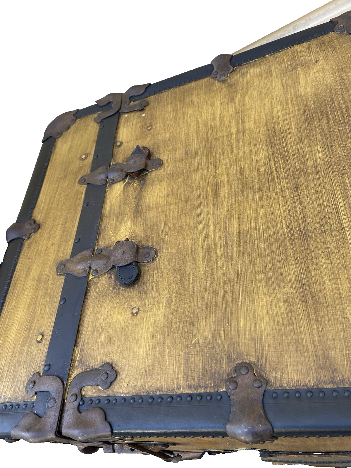 65593     Large Vintage Storage Blanket Hope Chest Trunk