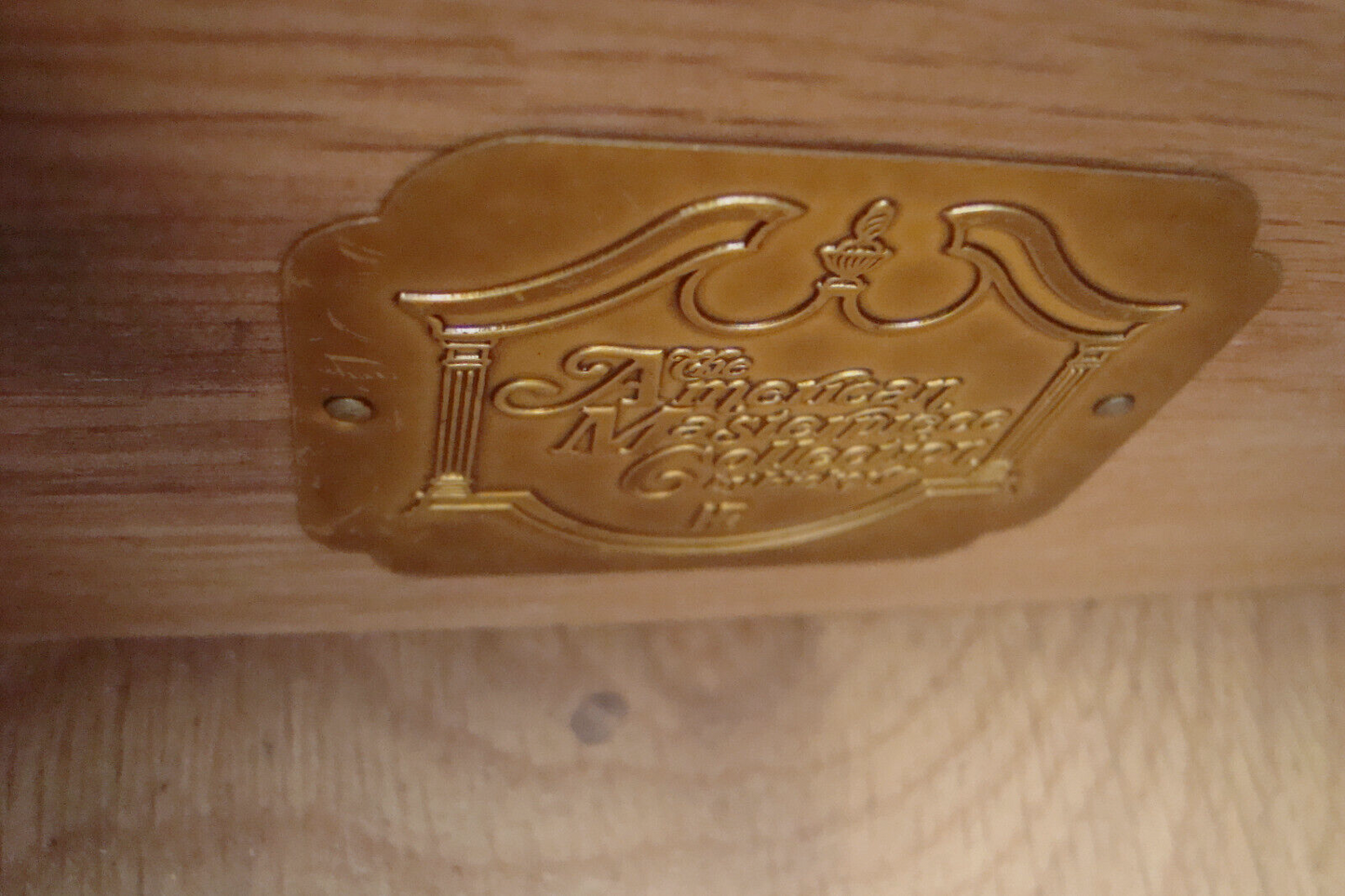 54050 HICKORY Furniture  American Masterpiece Breakfront China Cabinet Curio