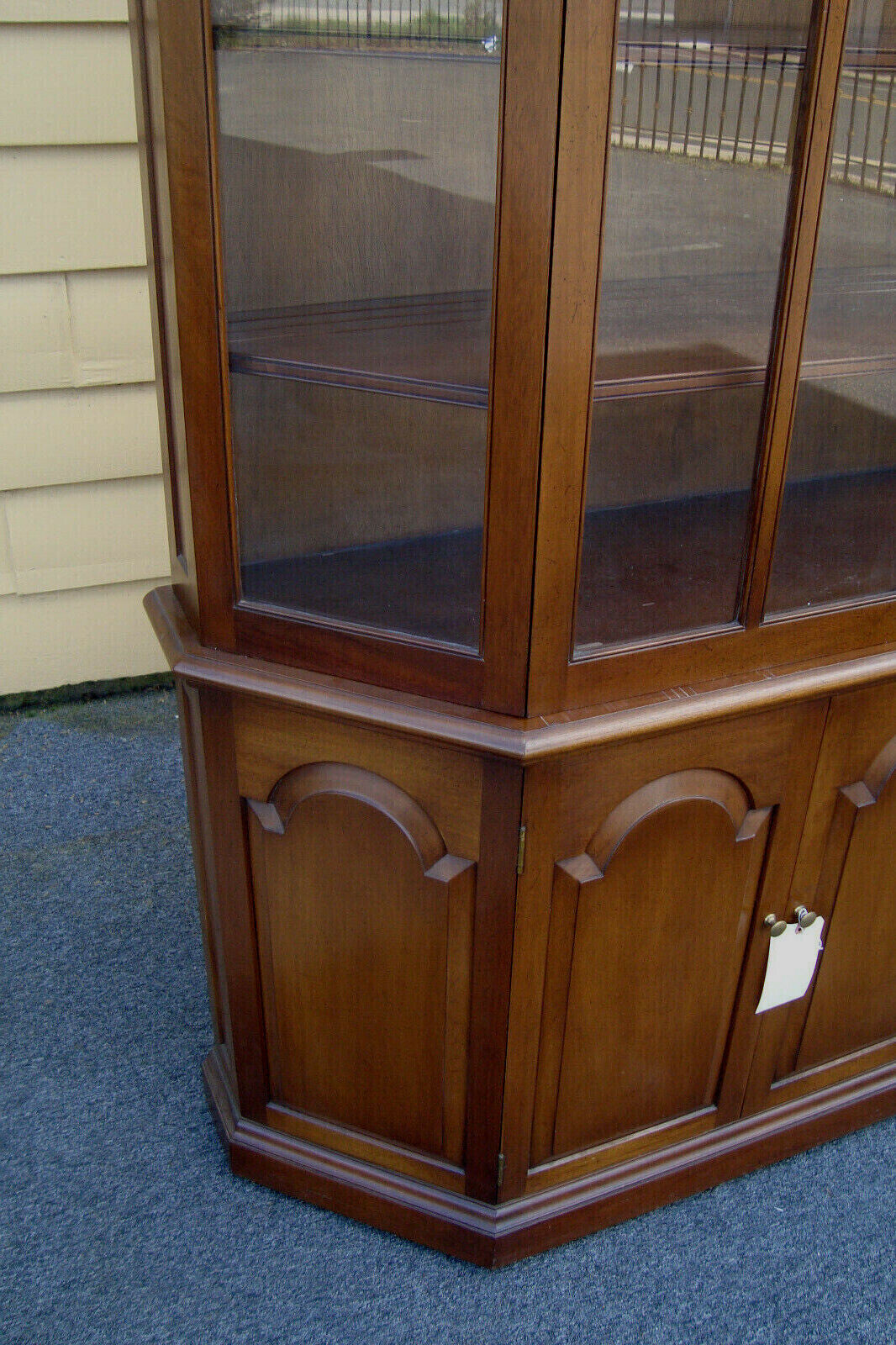 51131 BIGGS MAHOGANY 2 Piece  ARCHED GLASS DOOR CHINA CABINET