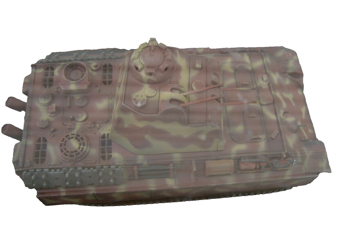 ES15 -   3 Military Tanks in Showcases