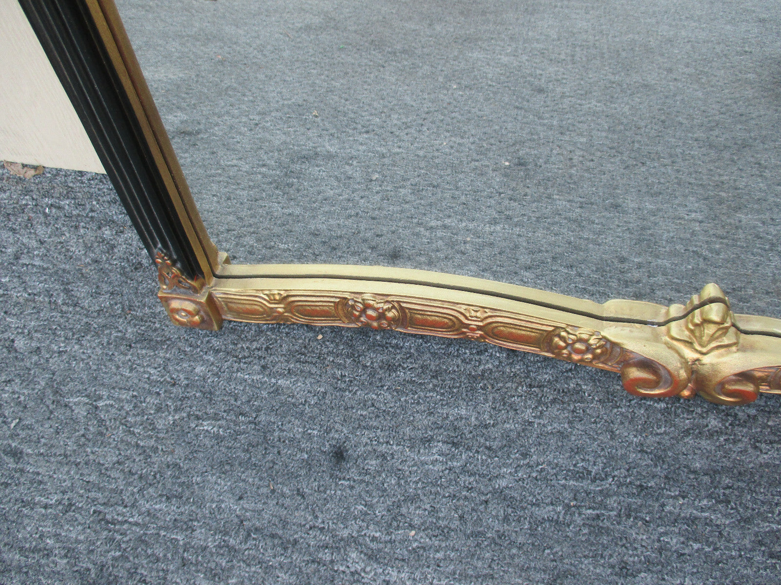 62589   Gold GARDNER  Decorator Mirror