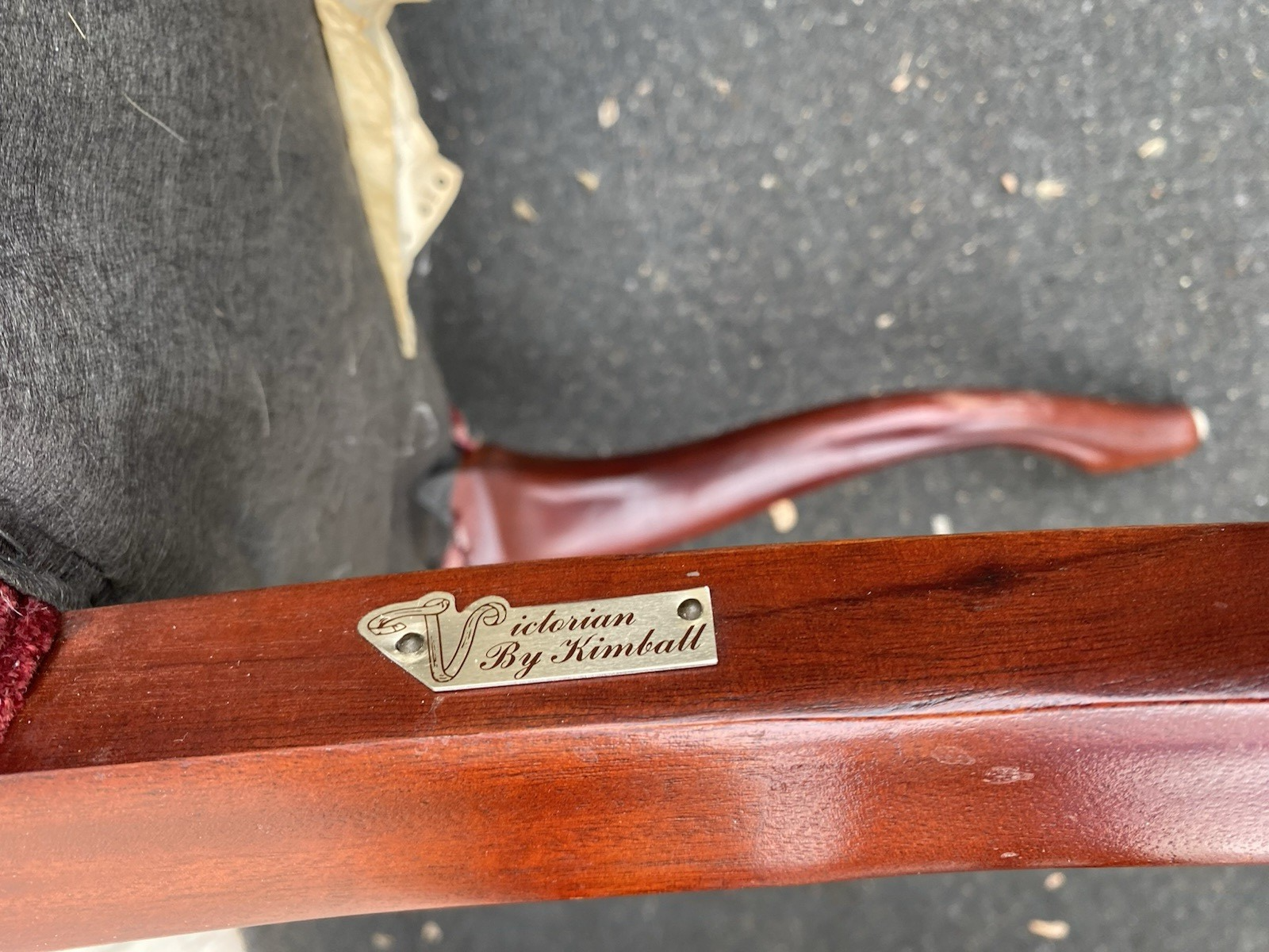 66628 Pair KIMBALL Furniture Mahogany Victorian style Armchair Chair s