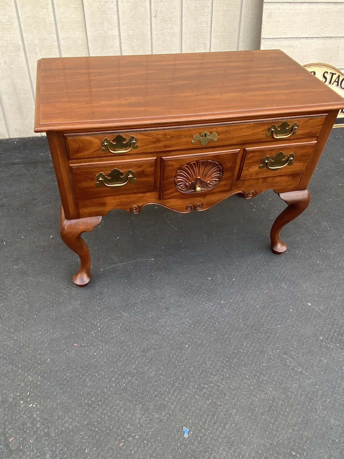 65416 HENKEL HARRIS Queen Anne 2 Piece Highboy Chest Dresser
