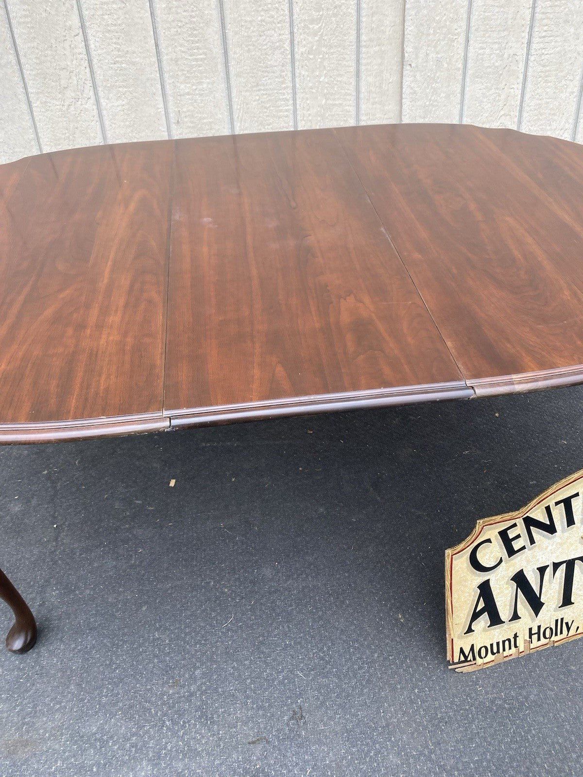 66516 Scalloped Cherry Dining Table with NO leafs Table Top 42" x 52"