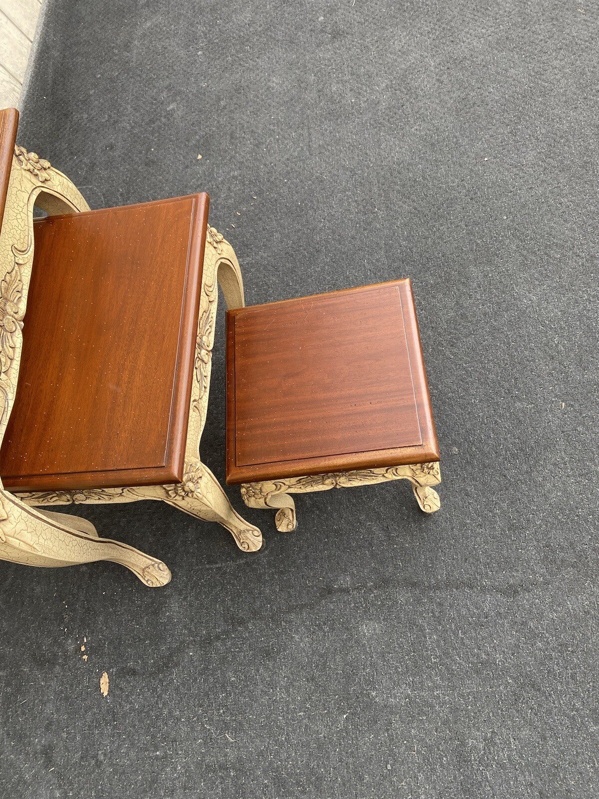 64673 Set Of 3 French Country Nesting Stacking Tables