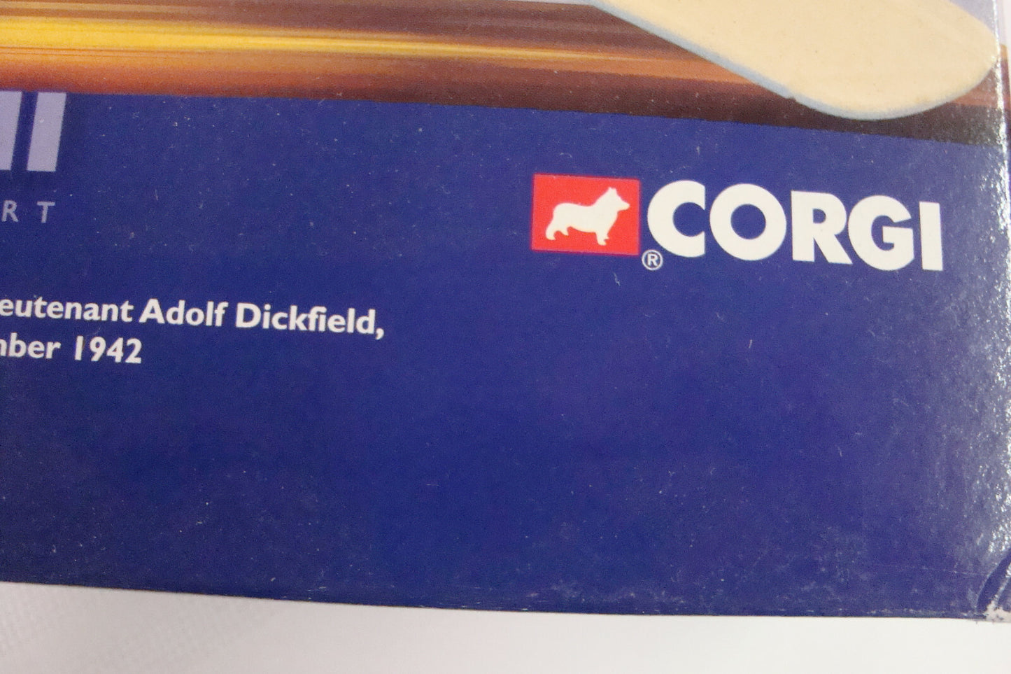 E22 - CORGI Aviation Archive Luftwaff Black Double Chevron AA34304