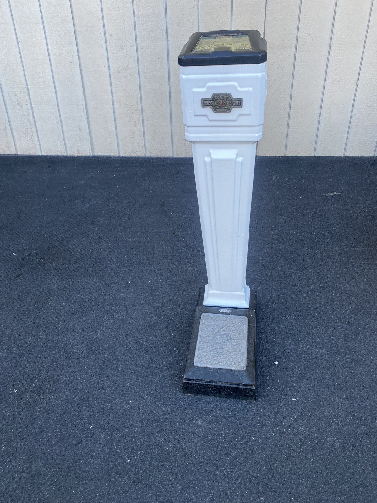 65067 Antique Floor Model COIN OPERATED  ROCKOLA MFG CO Scale