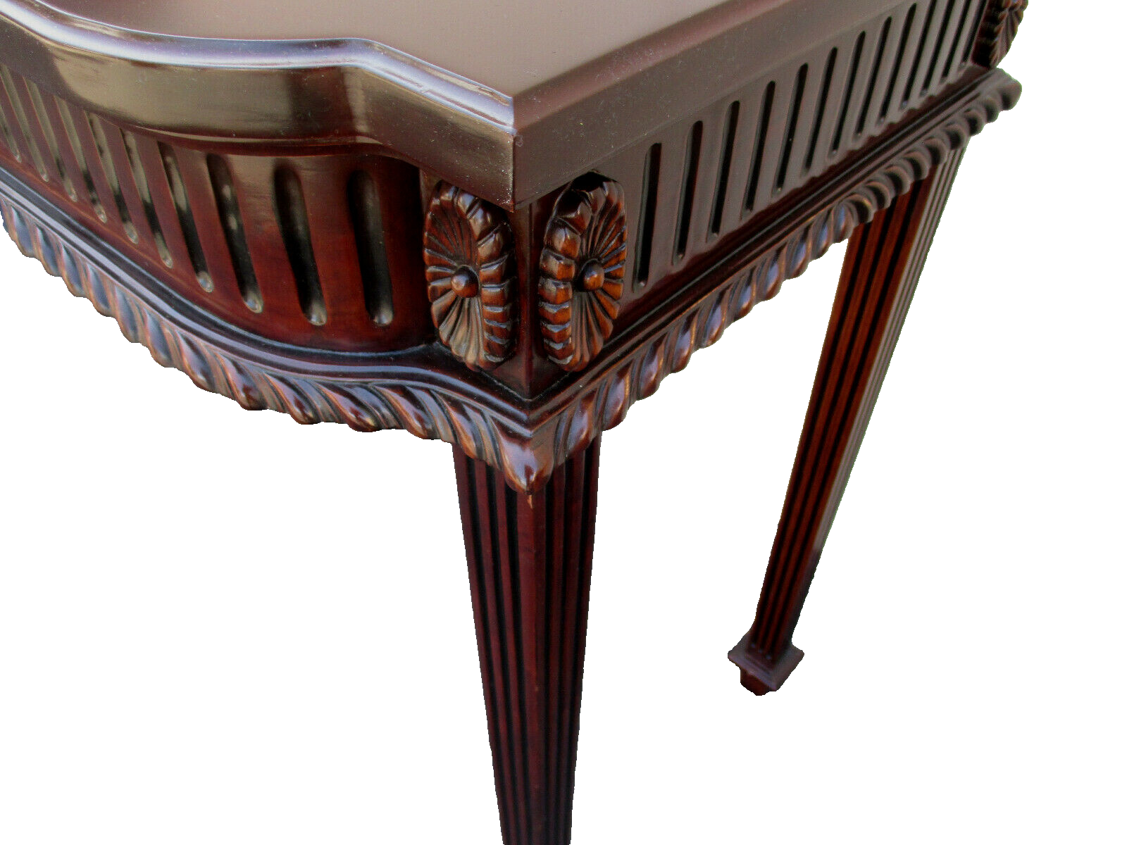 63092   Solid Mahogany Buffet Sideboard Cabinet