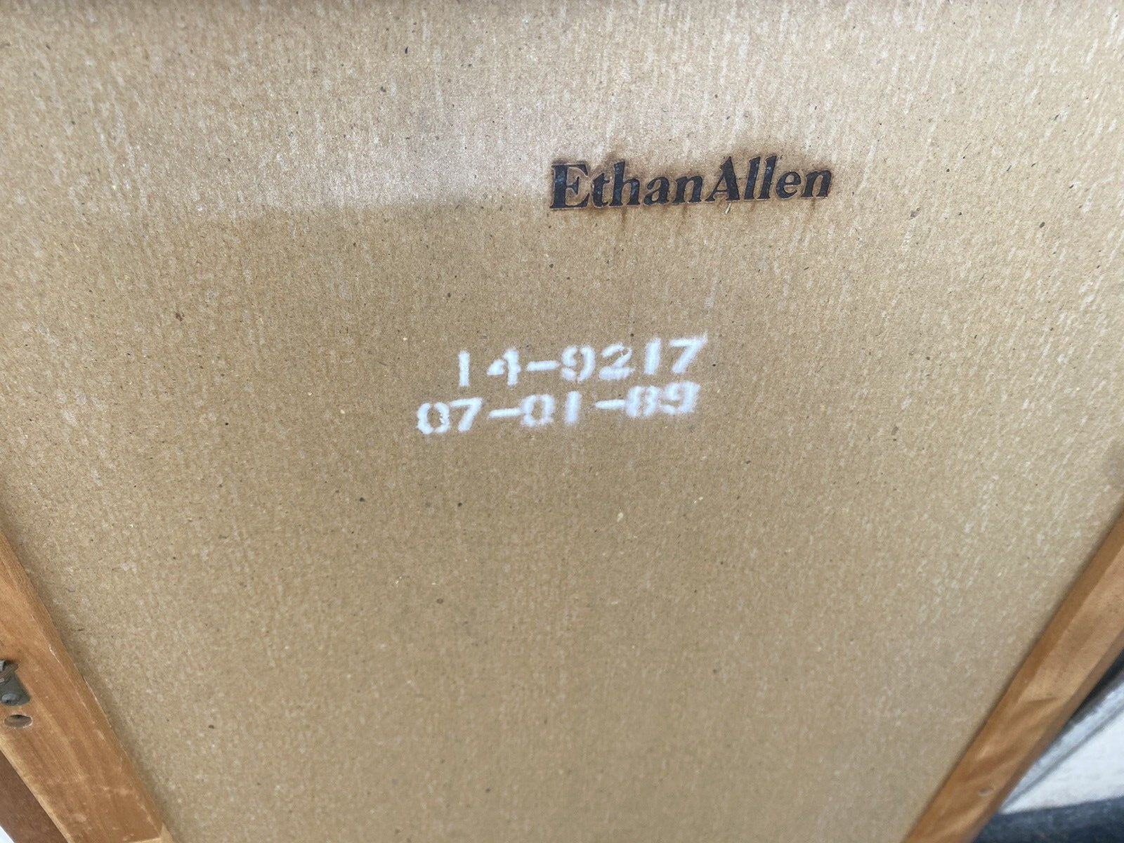 65180 ETHAN ALLEN Drysink with Mirror