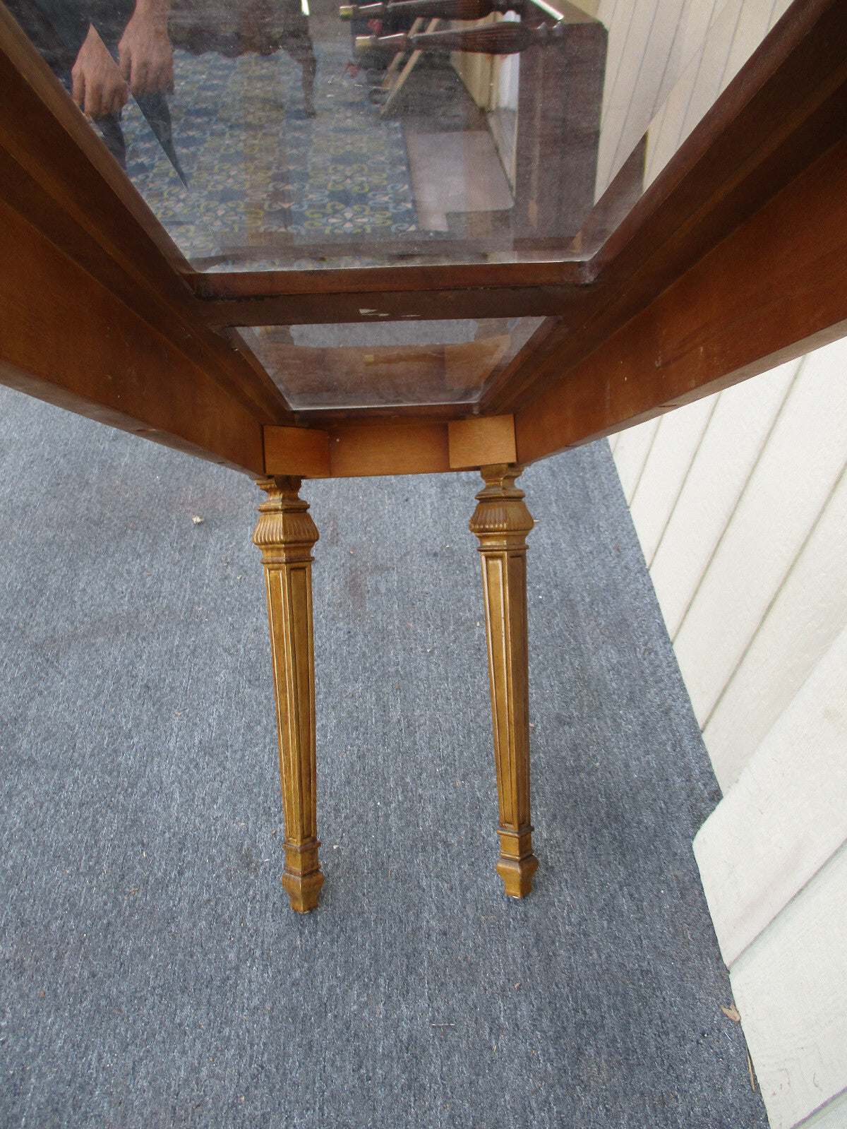 62747 Console Table Stand with Glass Inserts