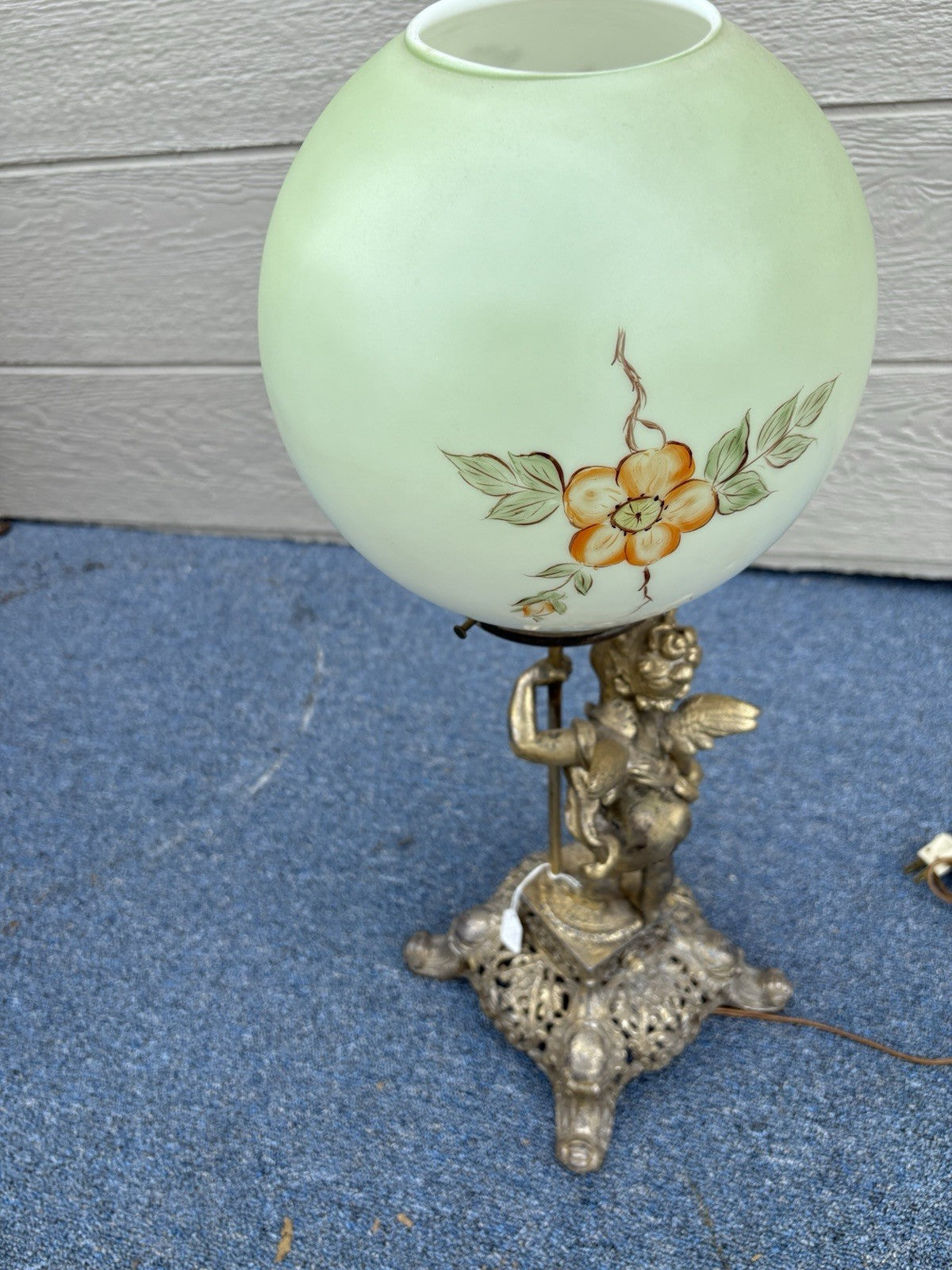 67003 Cherub Table Lamp with Glass Globe