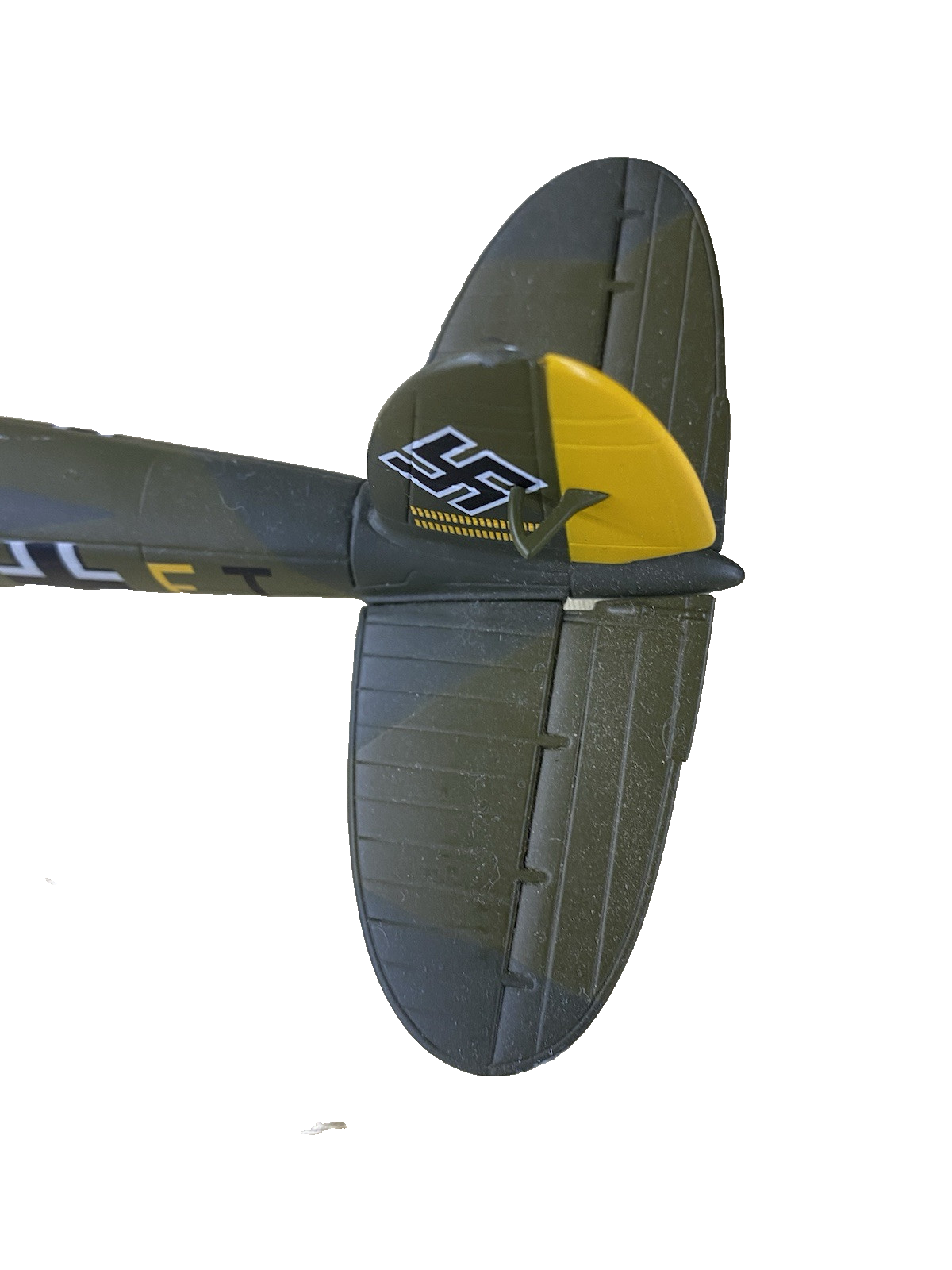 ES 202:   Corgi  Aviation Limited edition AA33711     Diecast  Airplane