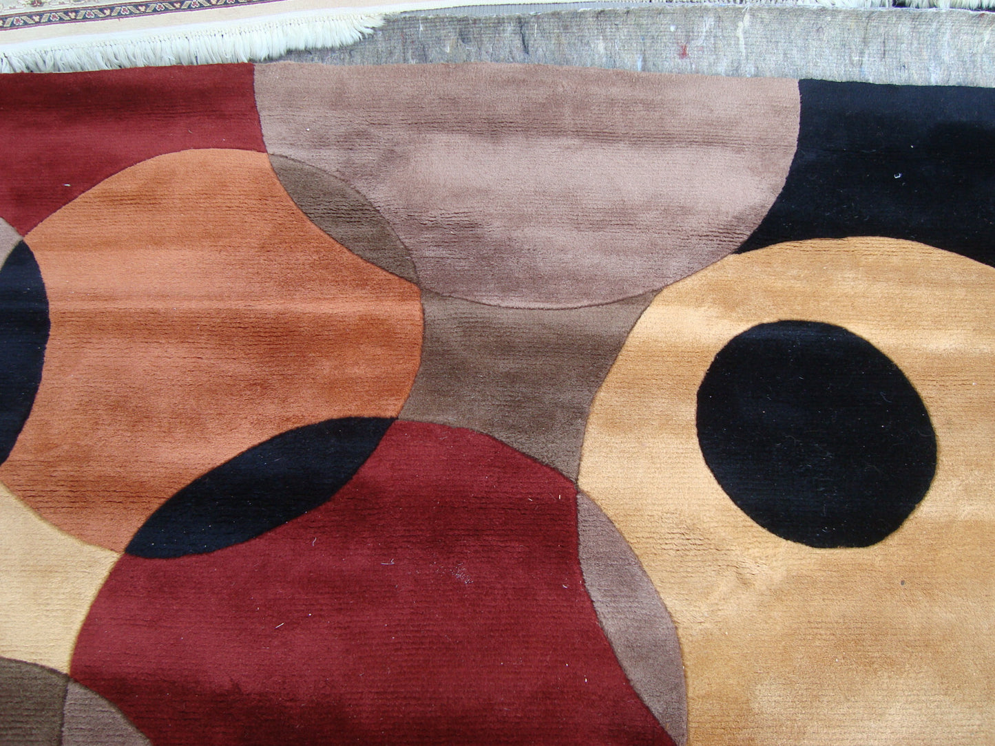 Rug 206 Large NEWWANW 37 BLK80BO  Modern Machine Made Wool Rug SIZE  8' x 11'