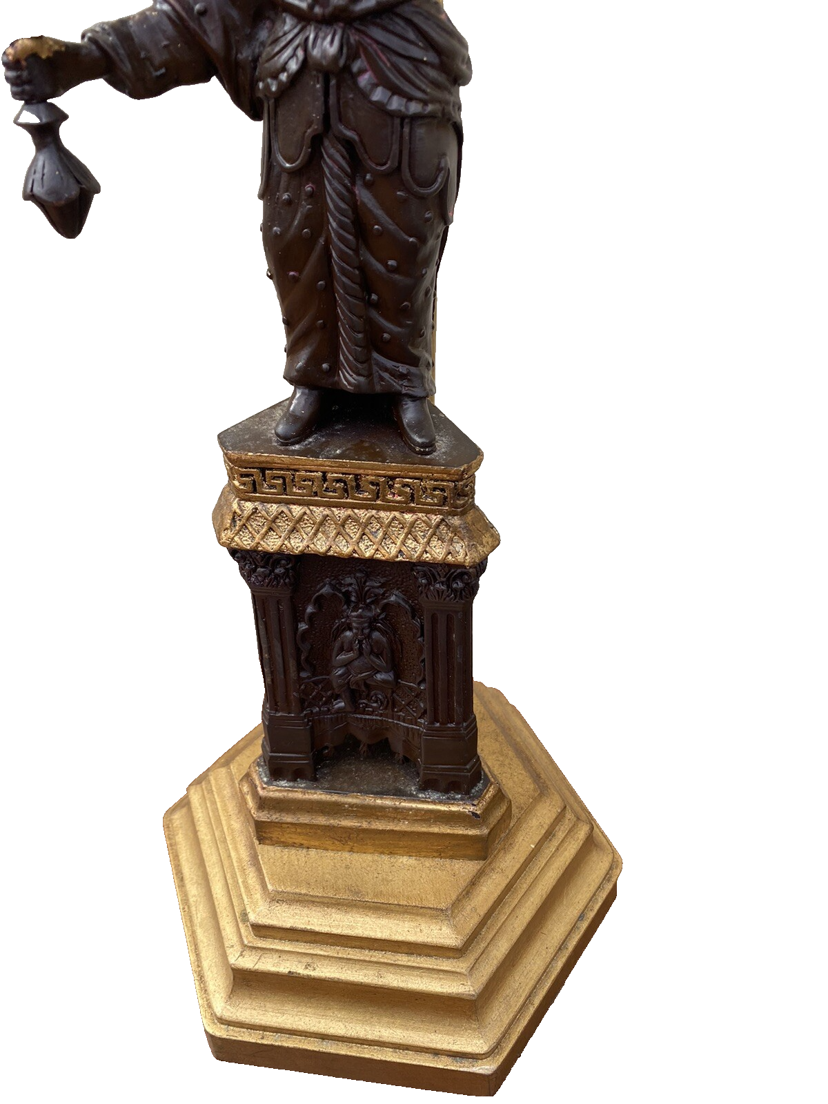 65280 QUALITY Figural Table Lamp with Shade