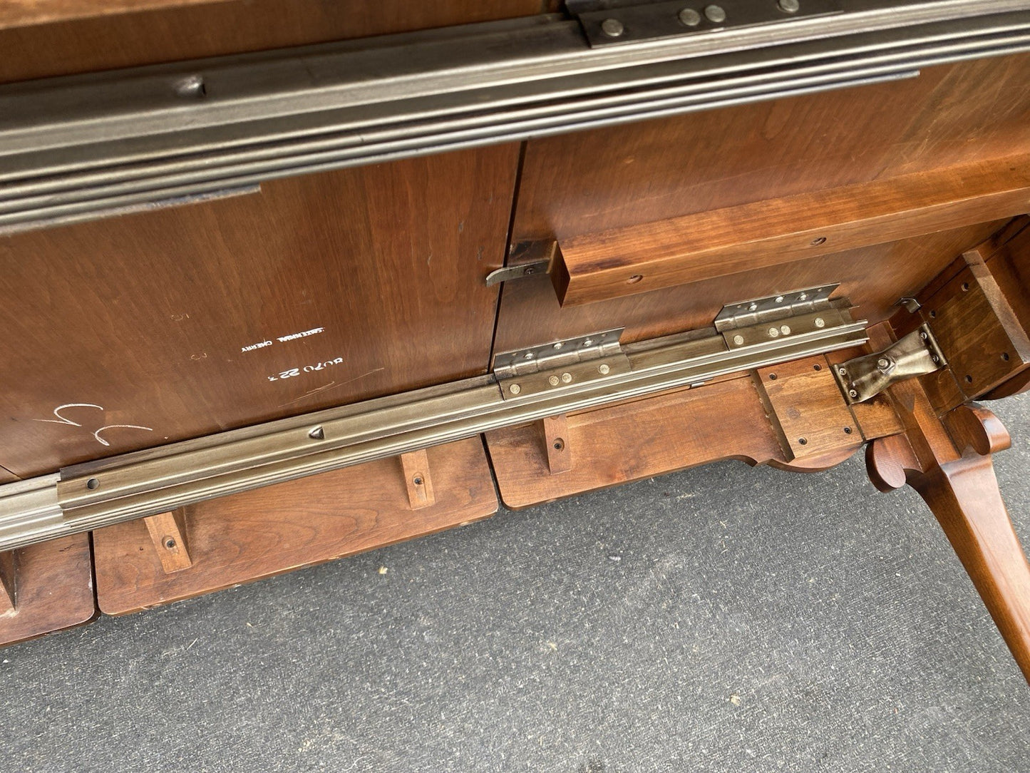 66518  Cherry  Statton Centennial  Dining Table with 2-16" leaf TABLE  42" x 84"