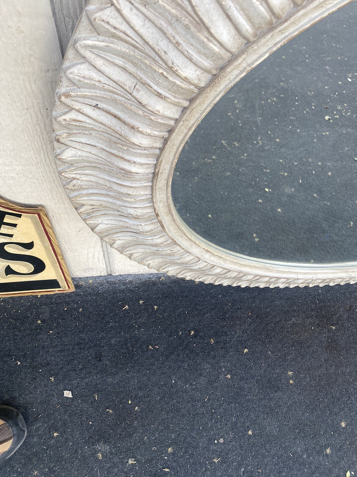 65254  Oval Stanley Furniture  Decorator Mirror