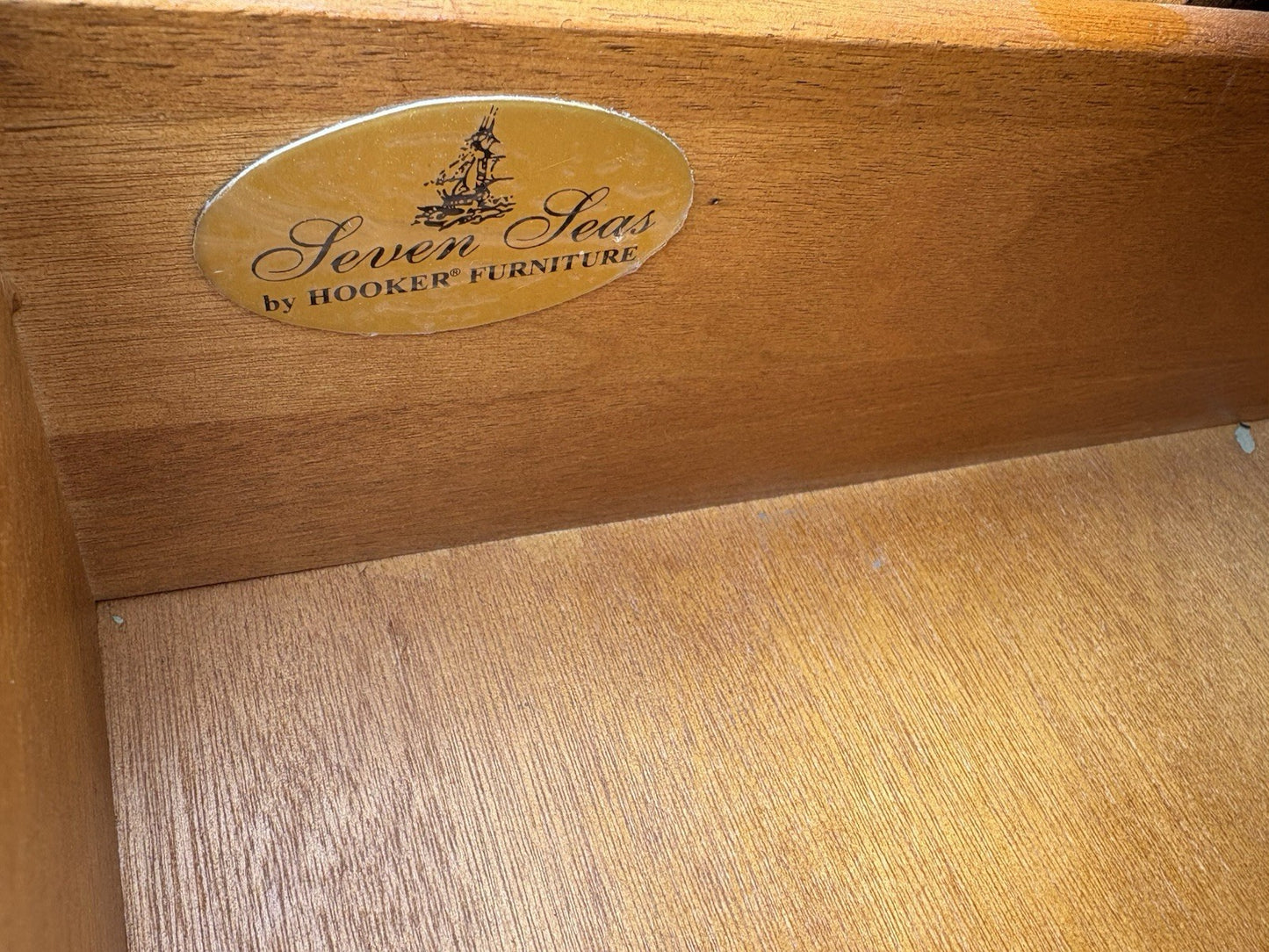 66992  HOOKER SEVEN SEAS Sideboard Server Storage Cabinet