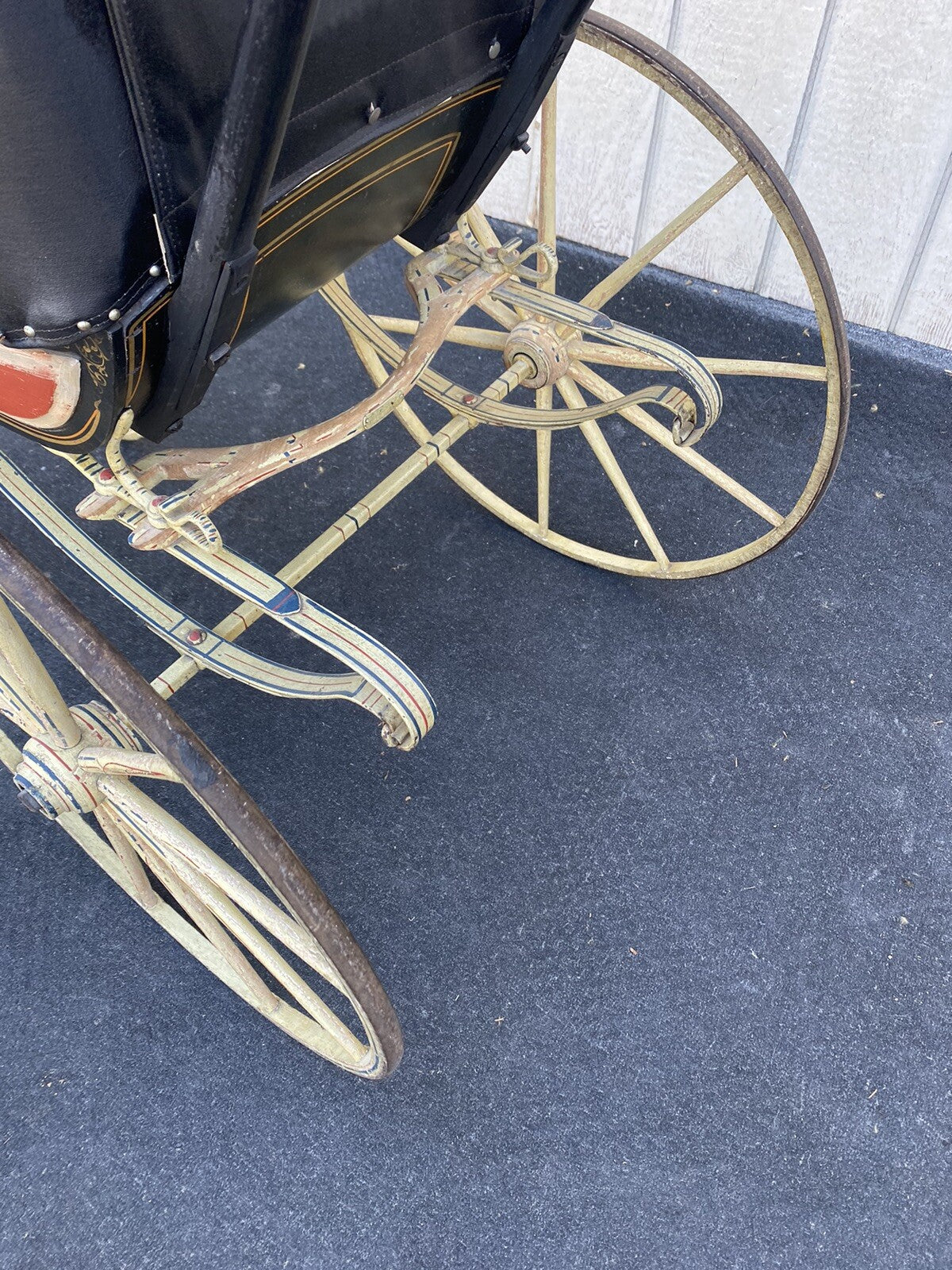 65400   RARE Antique AMISH Baby Buggy Stroller Has Hand Painted Stenciled Design