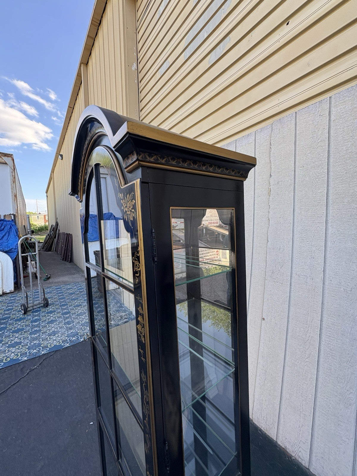 66707   Drexel Heritage Oriental Curio China Cabinet