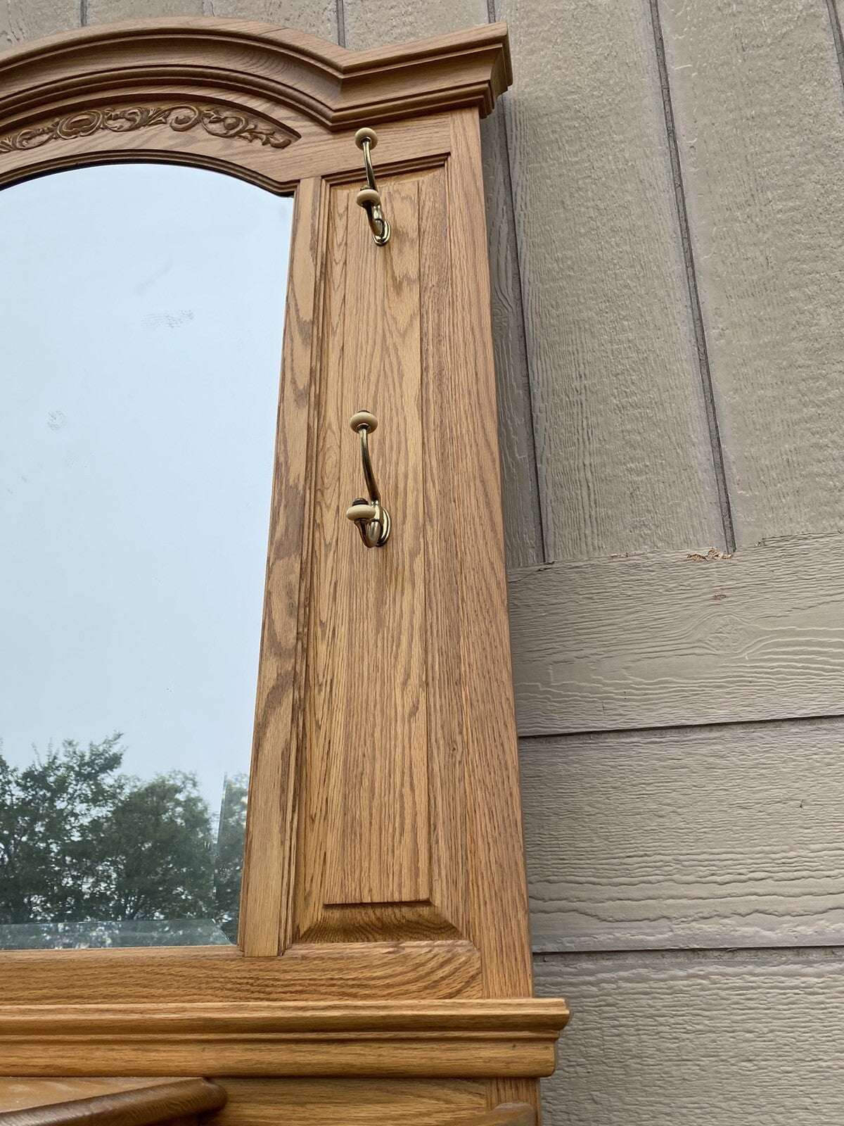 64774  Oak Hall Seat Hat Rack Umbrella Stand Curio