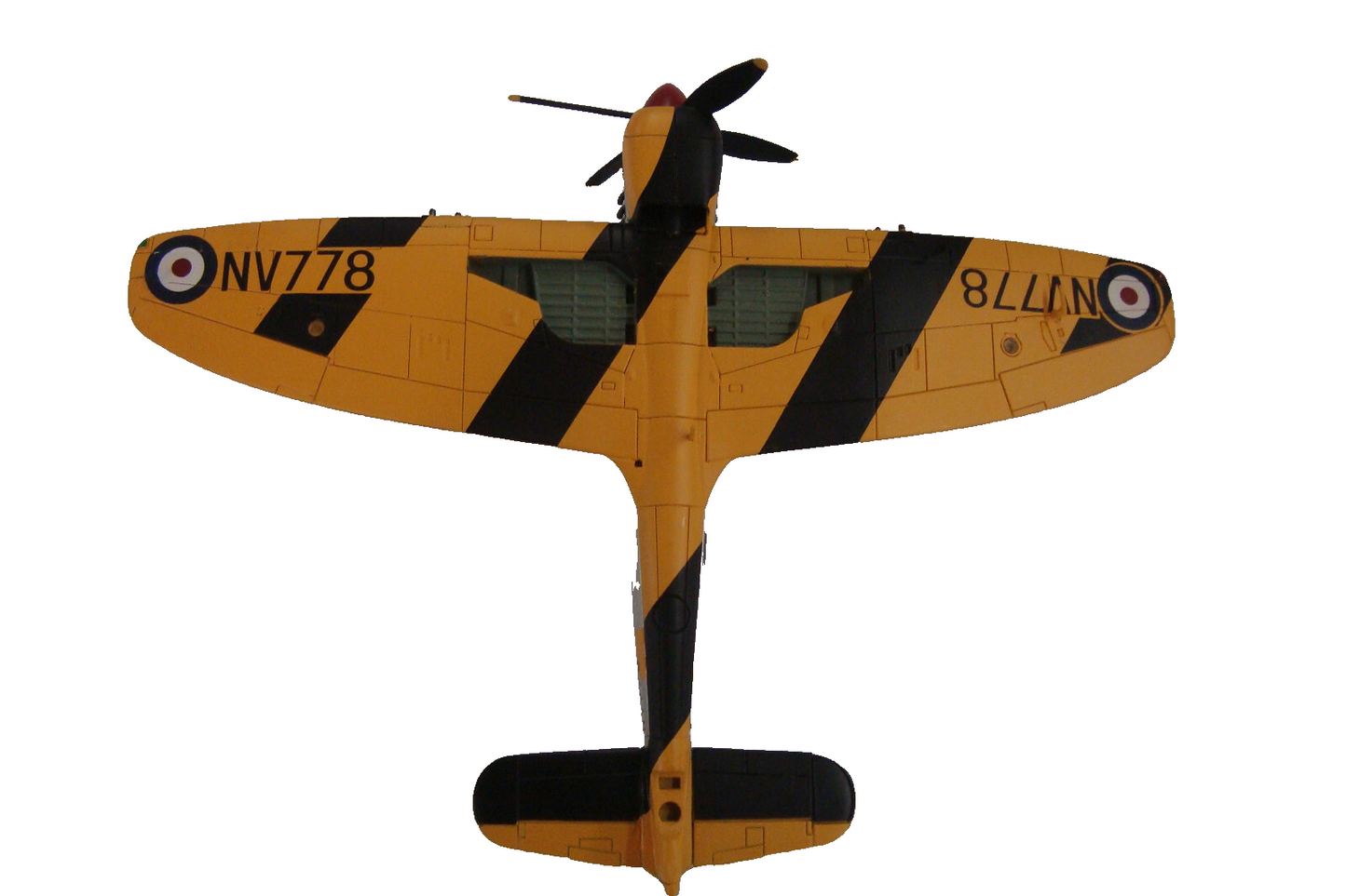 ES30 - HAWKER TEMPEST SkyMax Models with Stand in Original BOX