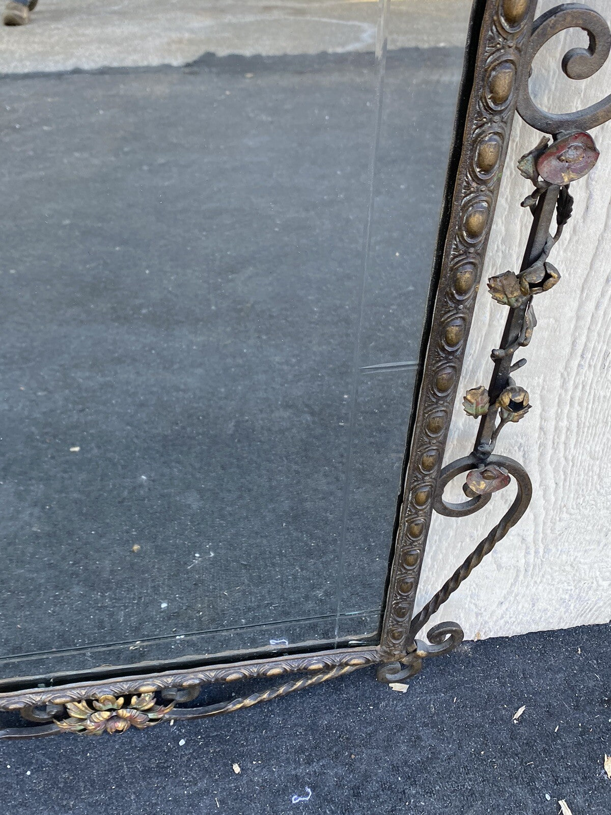 66264 Decorator Hand Made Mirror in Metal frame