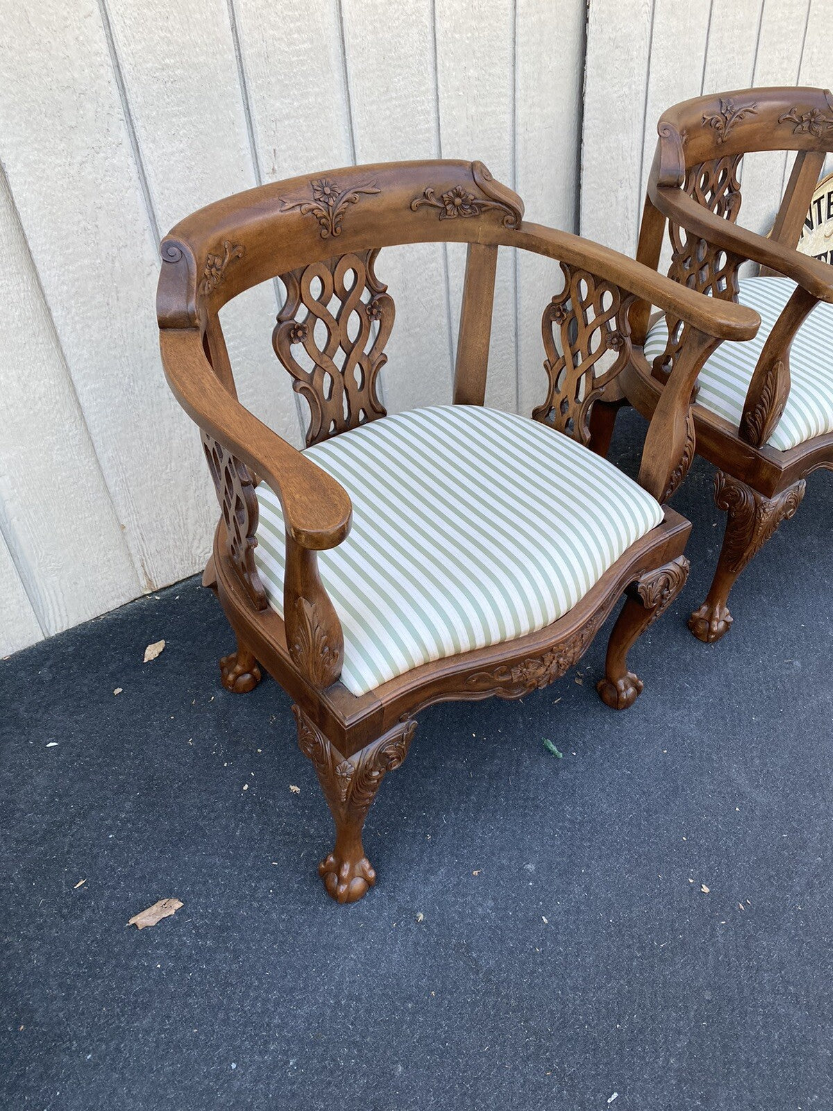 65492 +  65504 :   Pair Solid Mahogany Hand Carved Armchairs Chair s