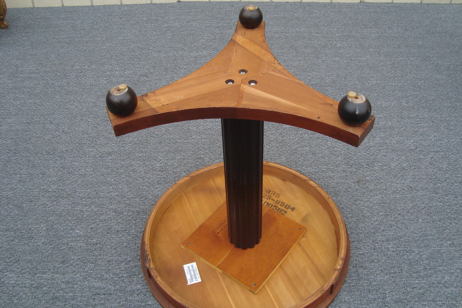 61399 ETHAN ALLEN Cherry Lamp Table Stand Nightstand