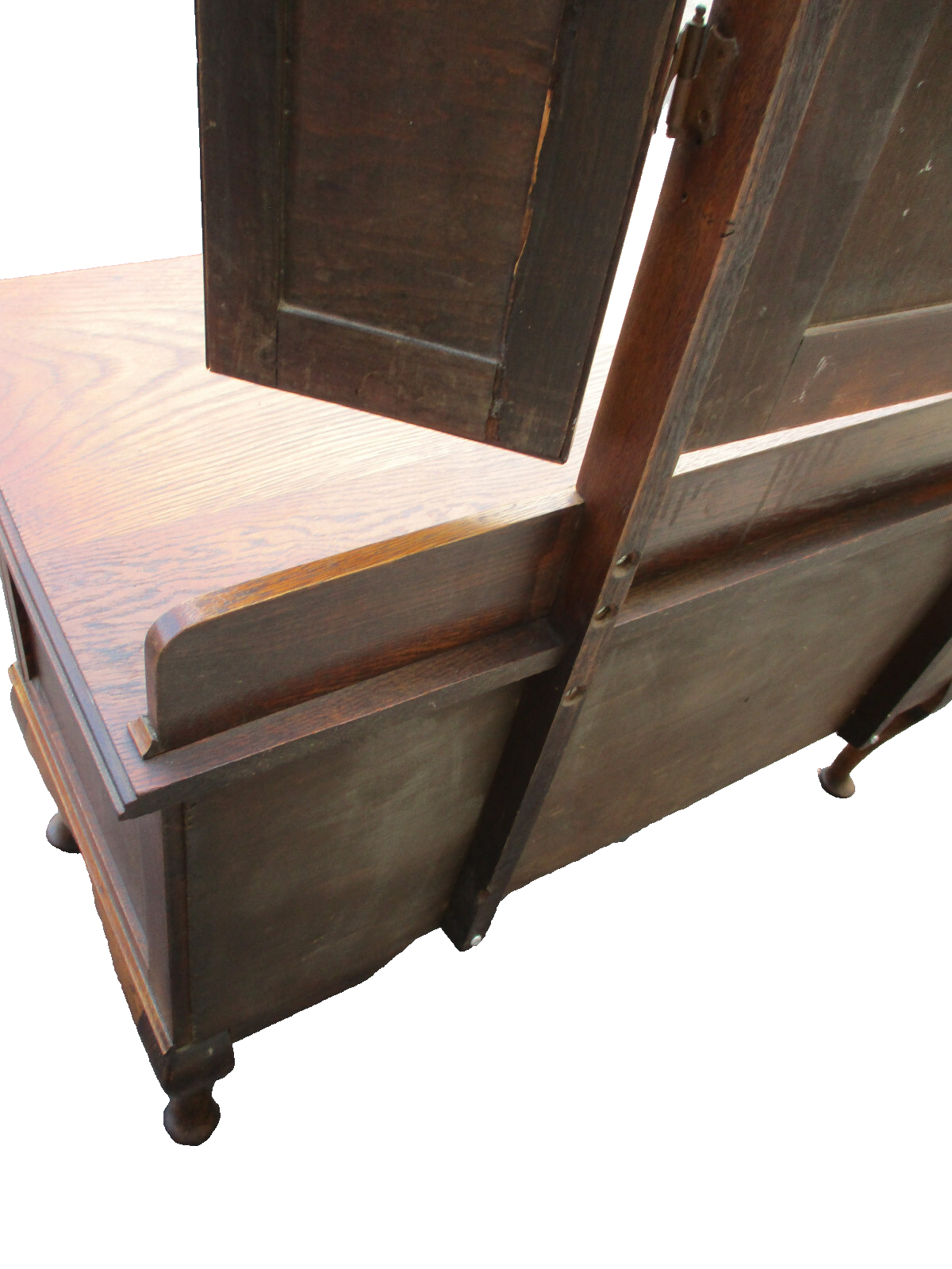 64242 Oak Vanity Desk with Tri-fold Mirrors