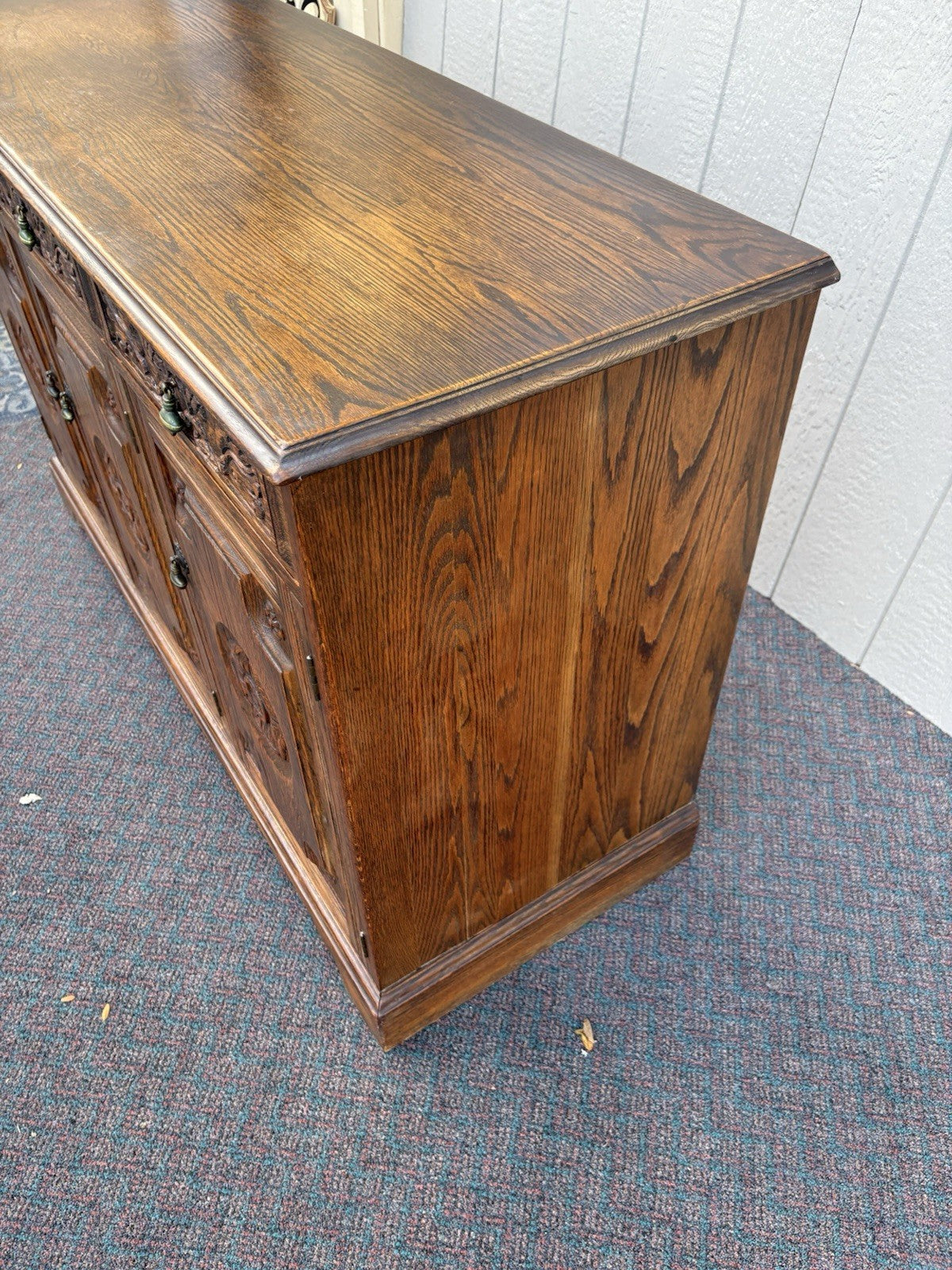 67134 FEUDAL Oak Sideboard Server Cabinet