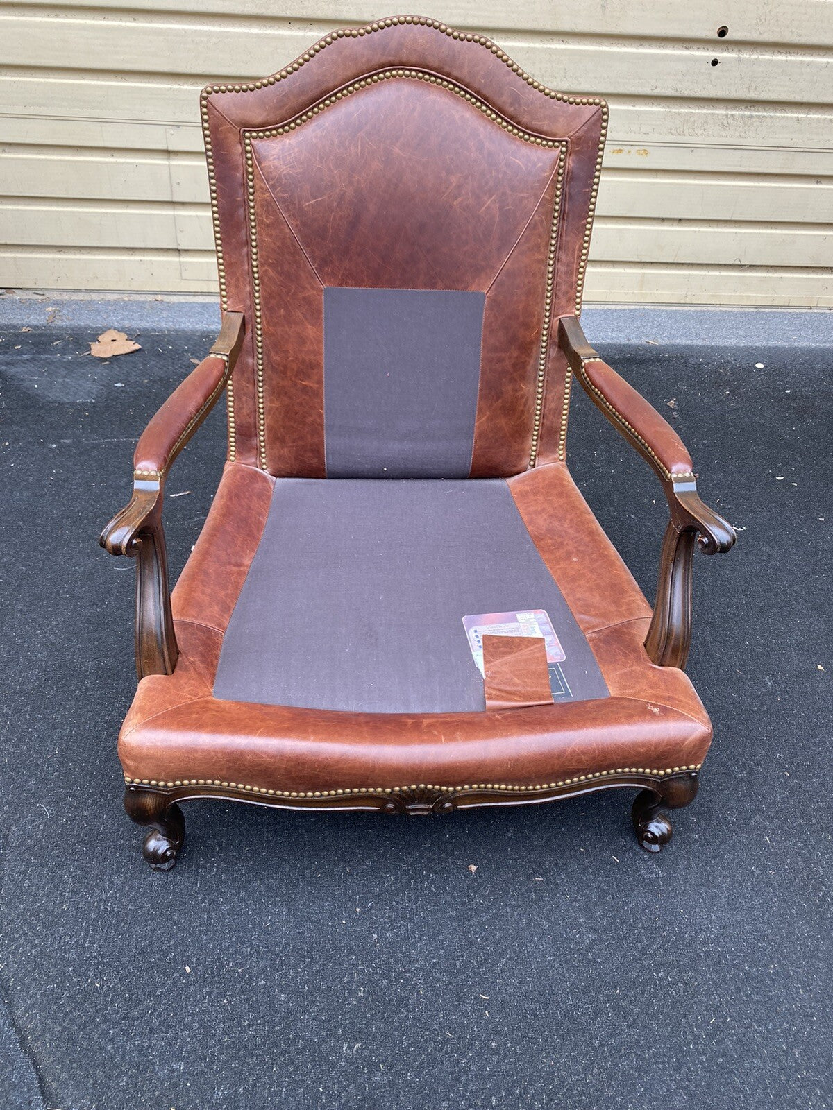 65785   Large TAYLOR KING Furniture  Leather   Armchair Chair