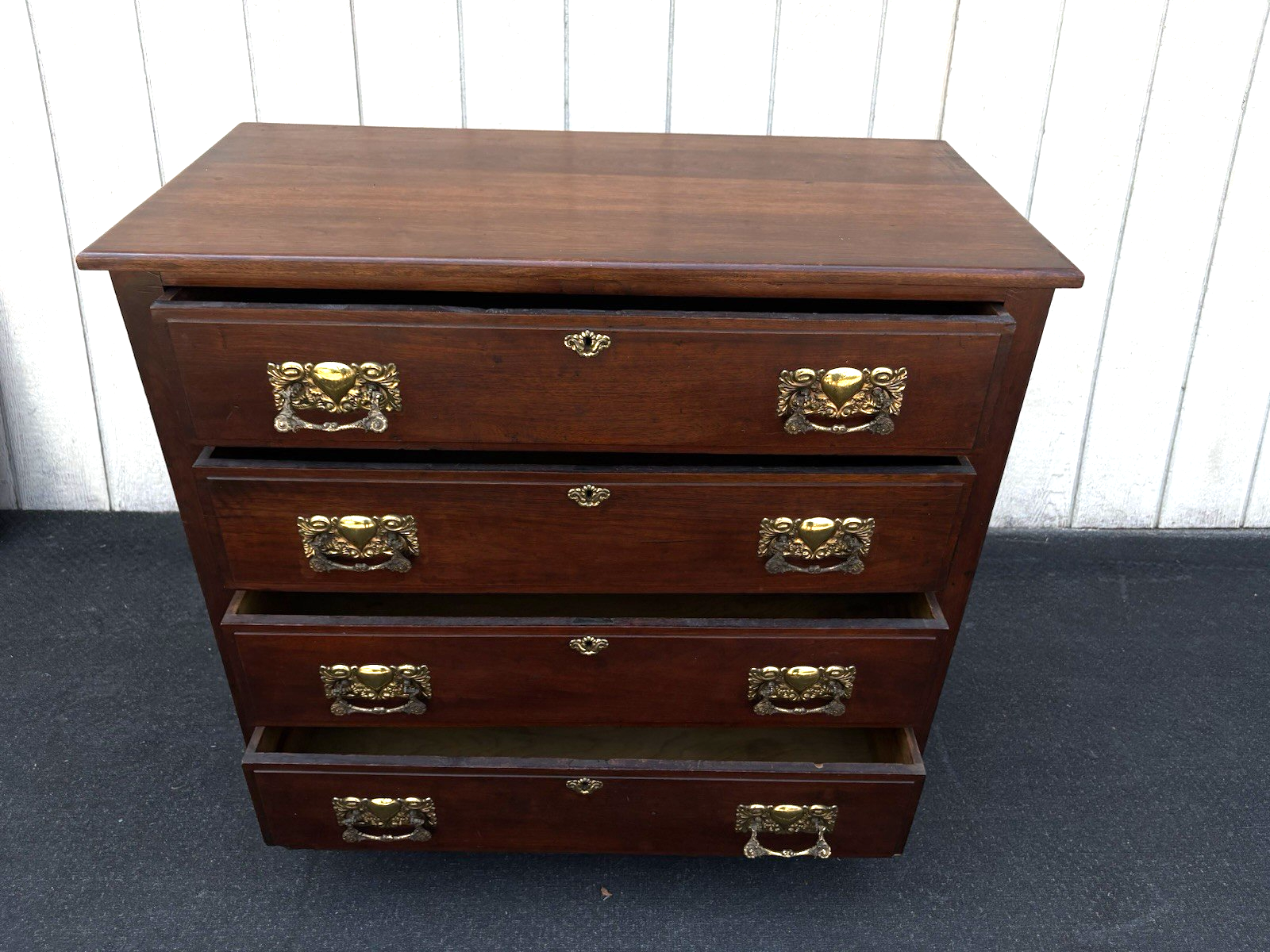 00001 Antique Victorian Mahogany  Dresser Chest
