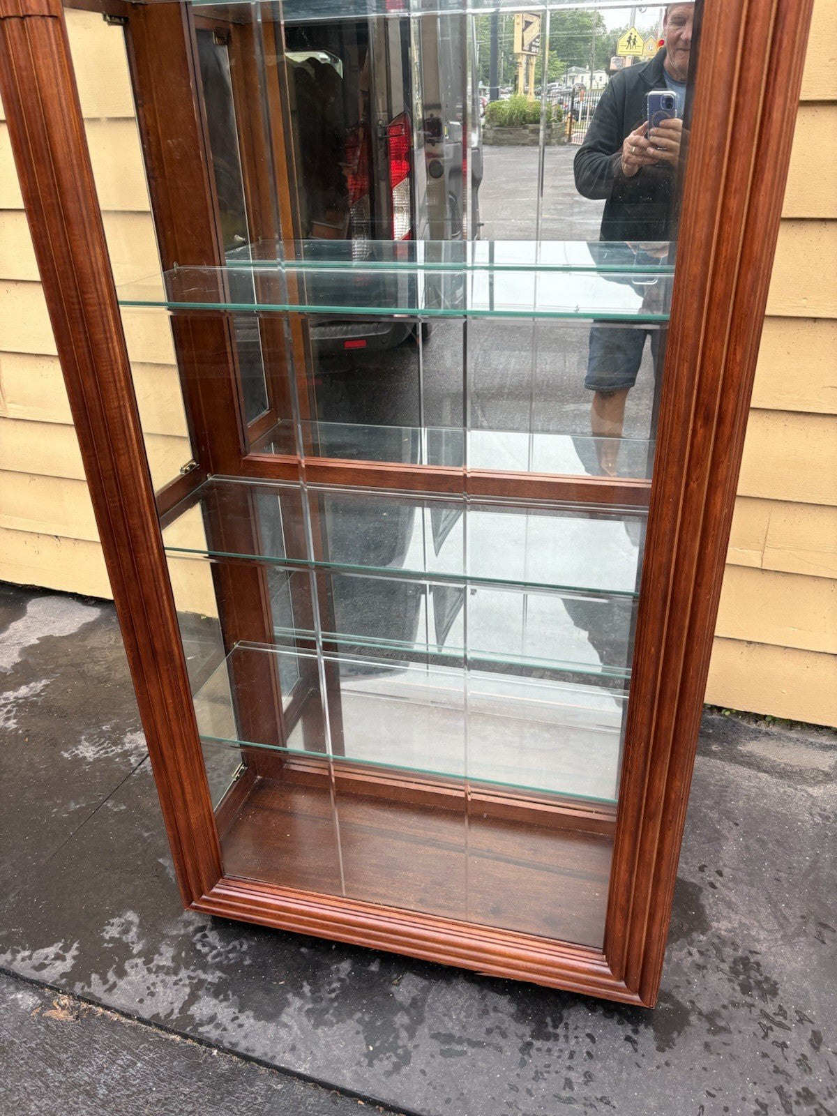 66655 Dome Top Mahogany ETCHED Glass  PULASKI China Cabinet Curio