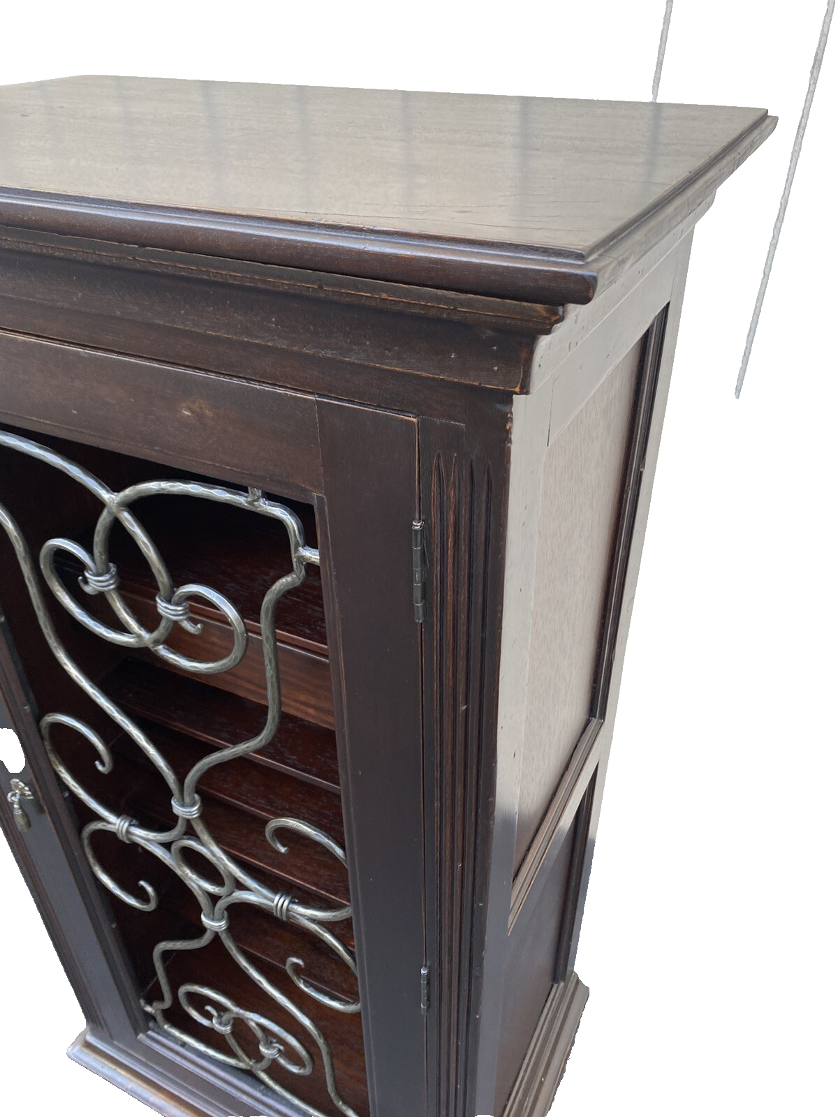 65899  SOUTH CONE Liqour Wine  Cabinet Storage Chest