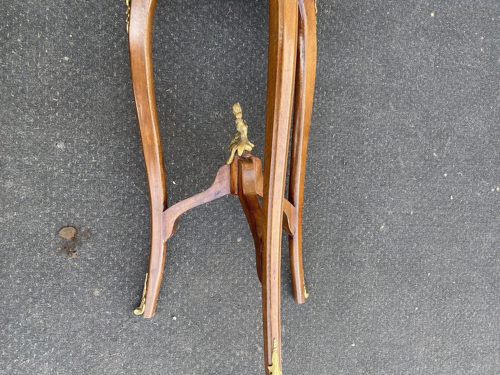 66568   Inlaid Louis XV Side Table Stand
