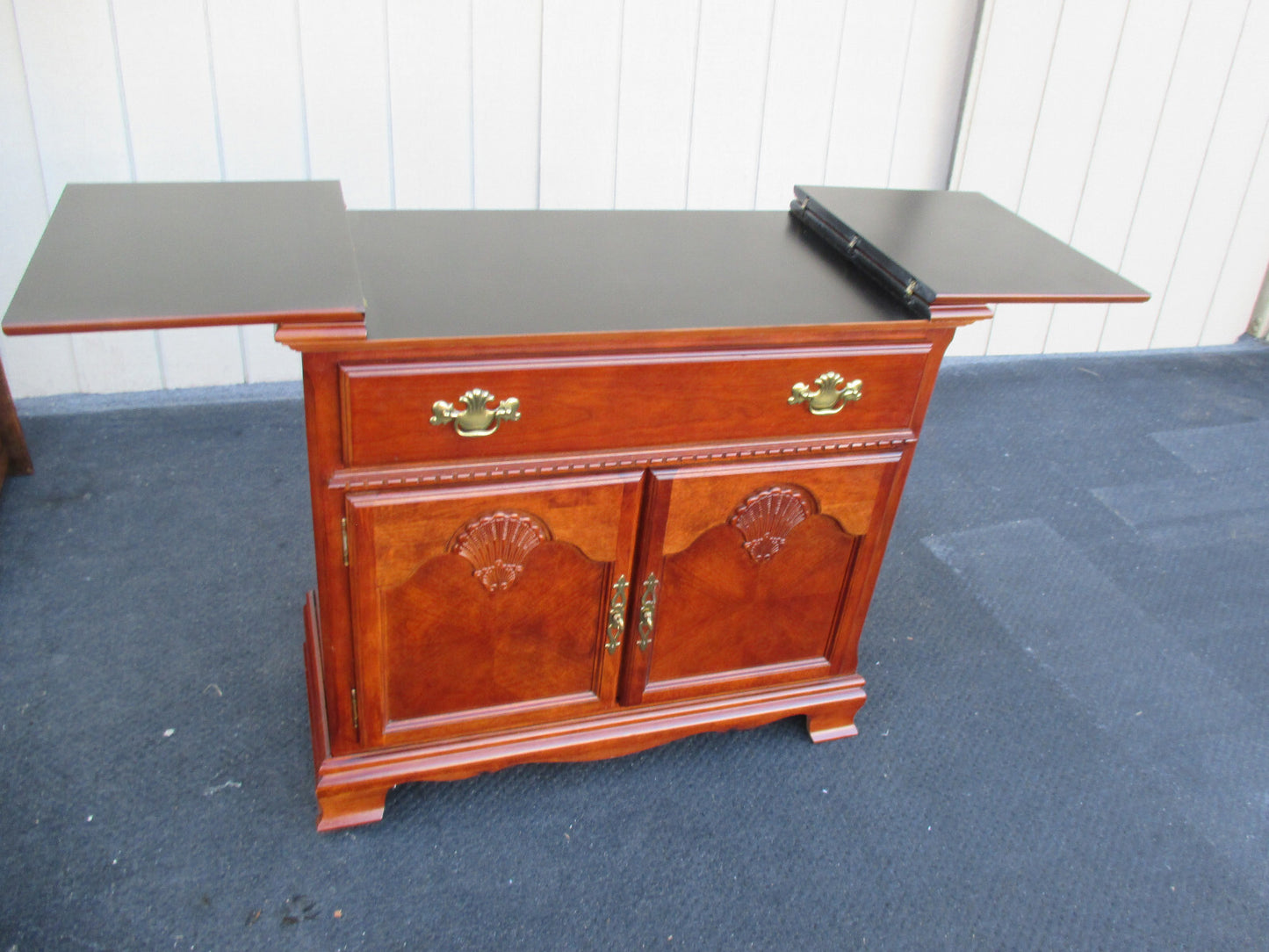 63966 Mahogany Bar Cart Server Cabinet Flip Top