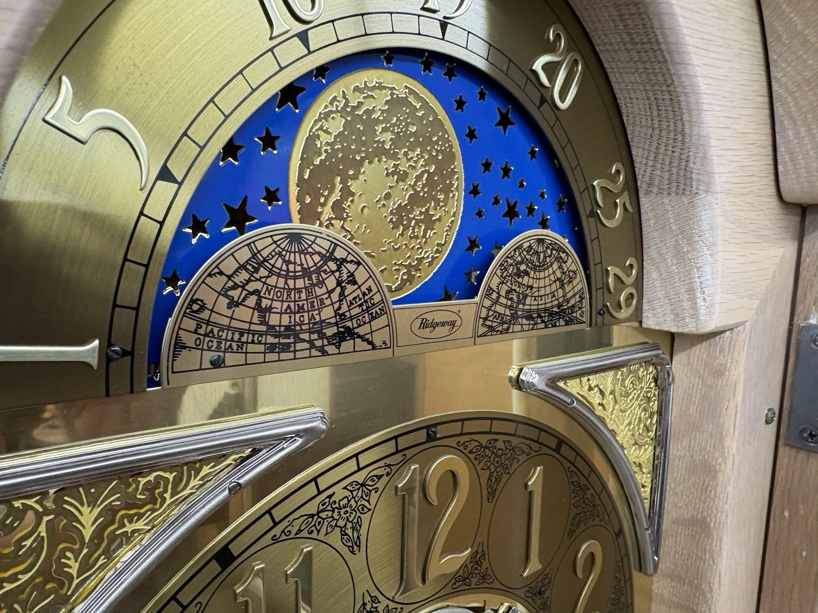 66395   Modern RIDGEWAY Grandfather Clock Hatrack Umbrella Stand