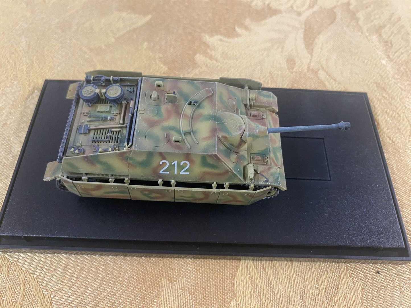 ES 43: 3 Tanks In Showcase 6" x 3" x 2 3/4"H