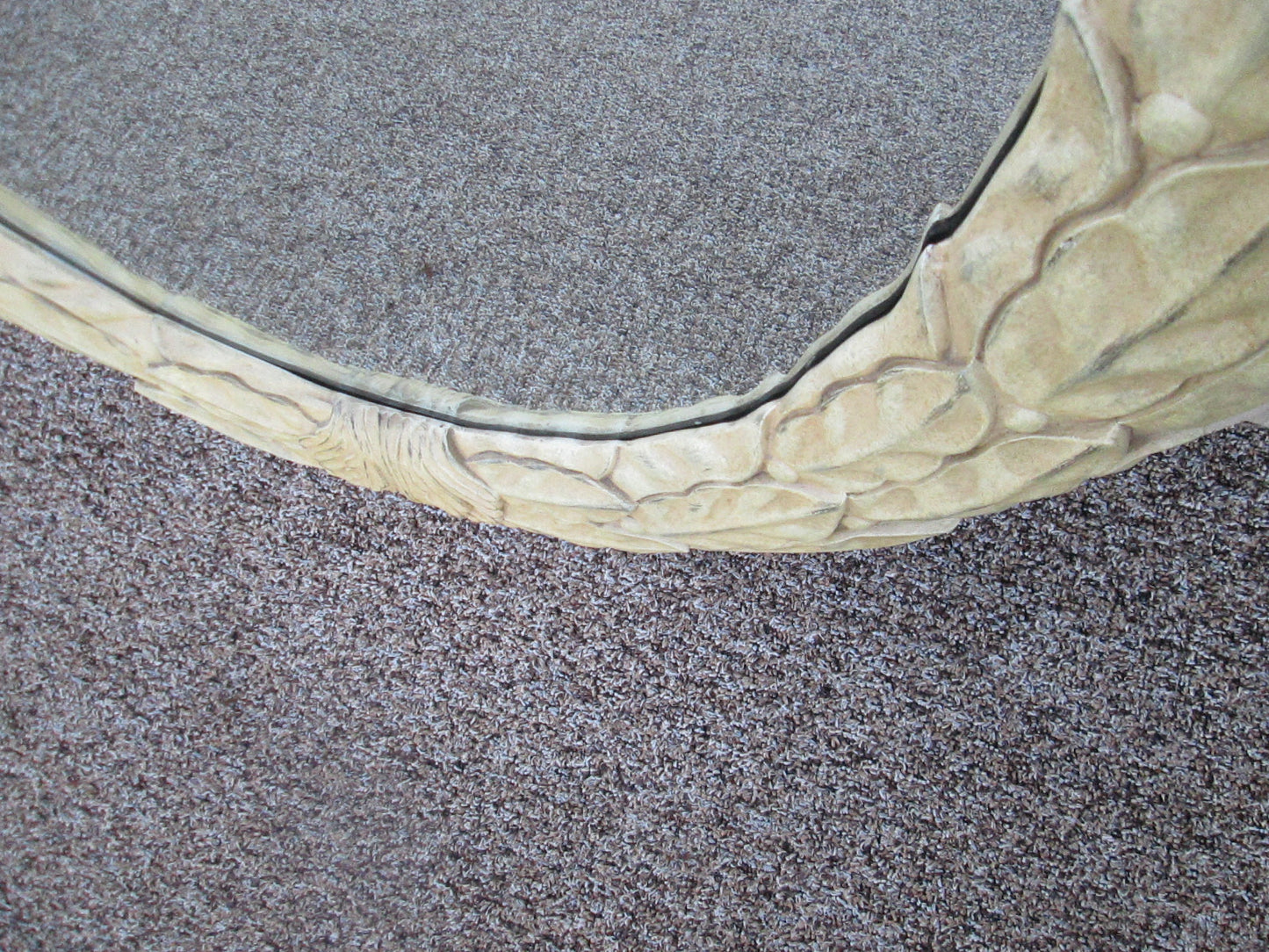 58518 Oval Fancy Carved Romantic Shabby   Decorator Leaf Mirror