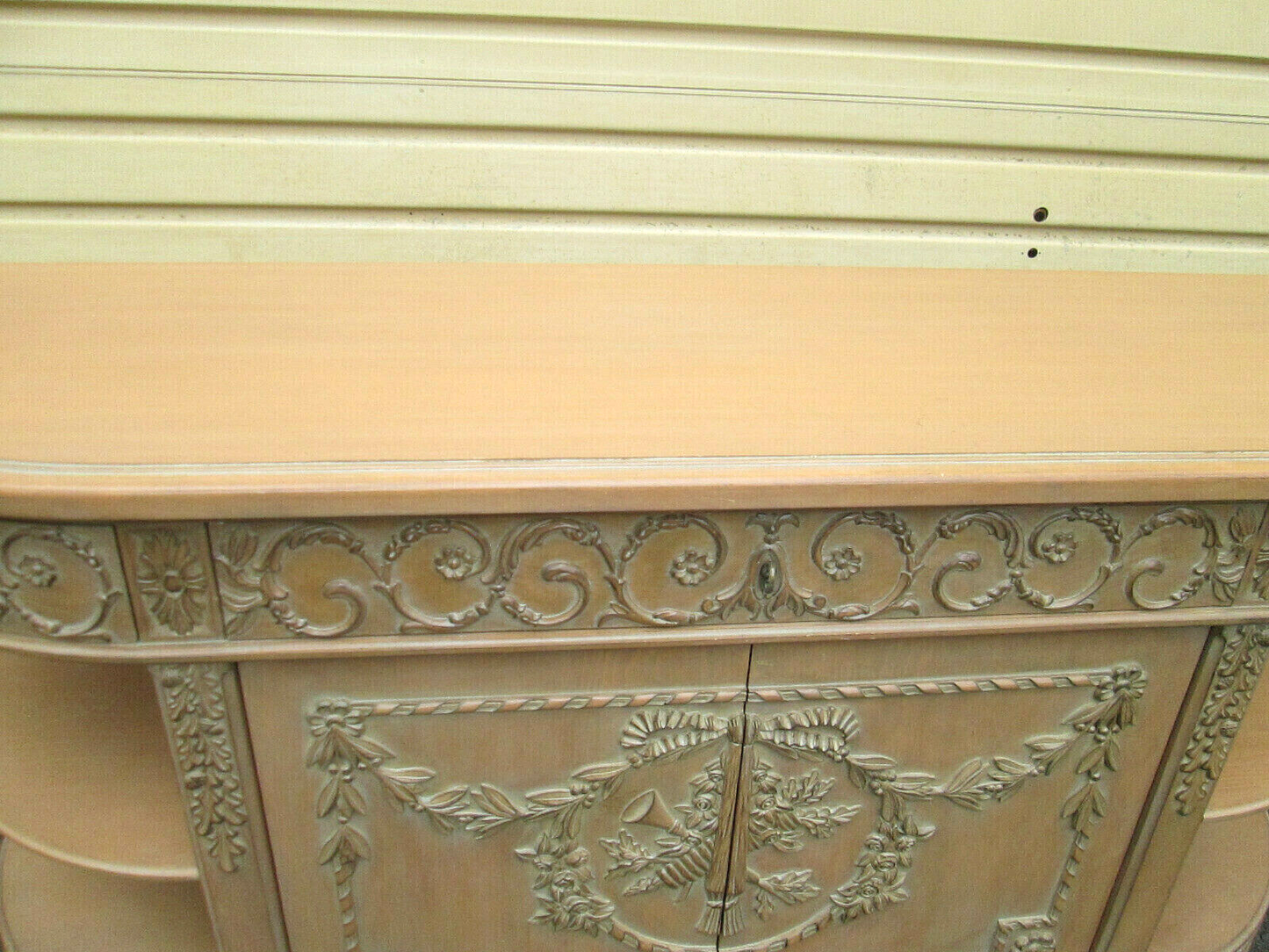 58310  ROSSI BROTHERS CUSTOM CABINET MAKERS PHILADELPHIA CARVED SERVER CABINET