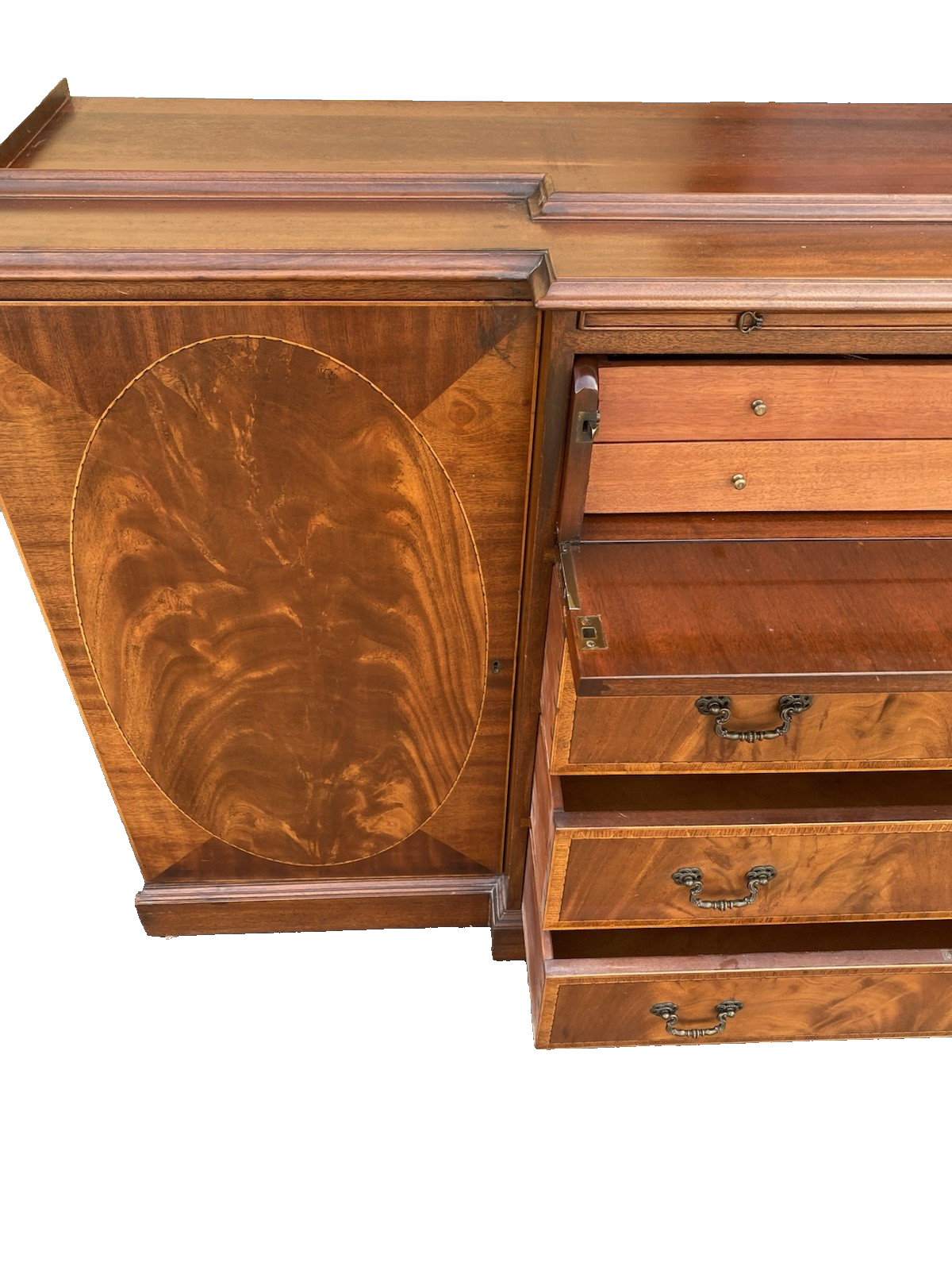 66586   QUALITY Inlaid Sacks MARLBORO MANOR  Breakfront China Cabinet