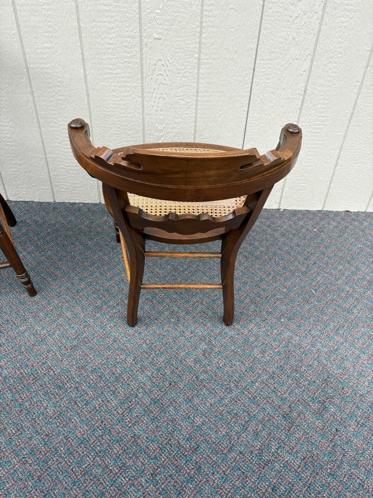 67164 Pair Antique Victorian Walnut Dining Chairs Chair s