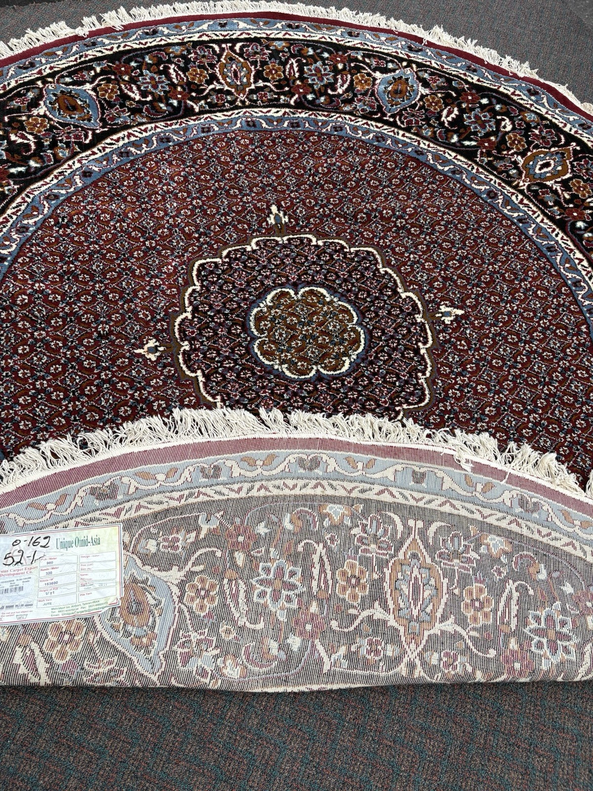 RUG 19: Large Octagonal Oriental Rug Carpet