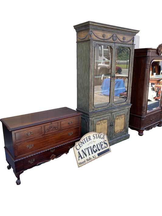 64759 DOMAIN Decorator Figural China Cabinet Curio Breakfront