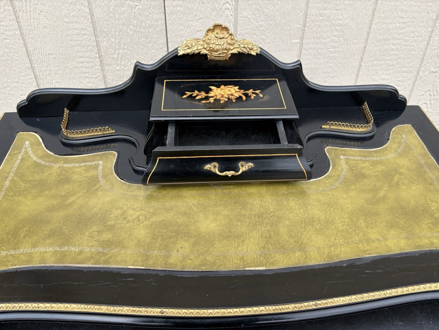 67143 Louis XV Desk with Bronze Ormalu