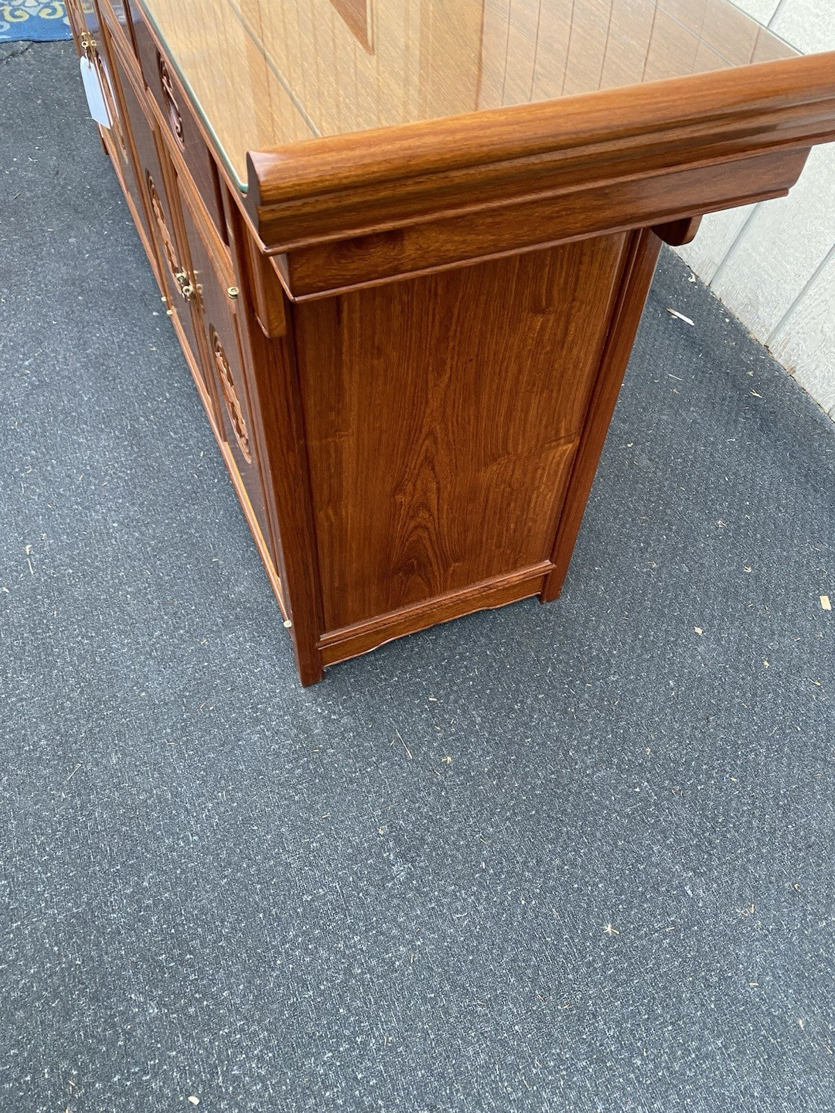65443    Oriental Sideboard Server Cabinet