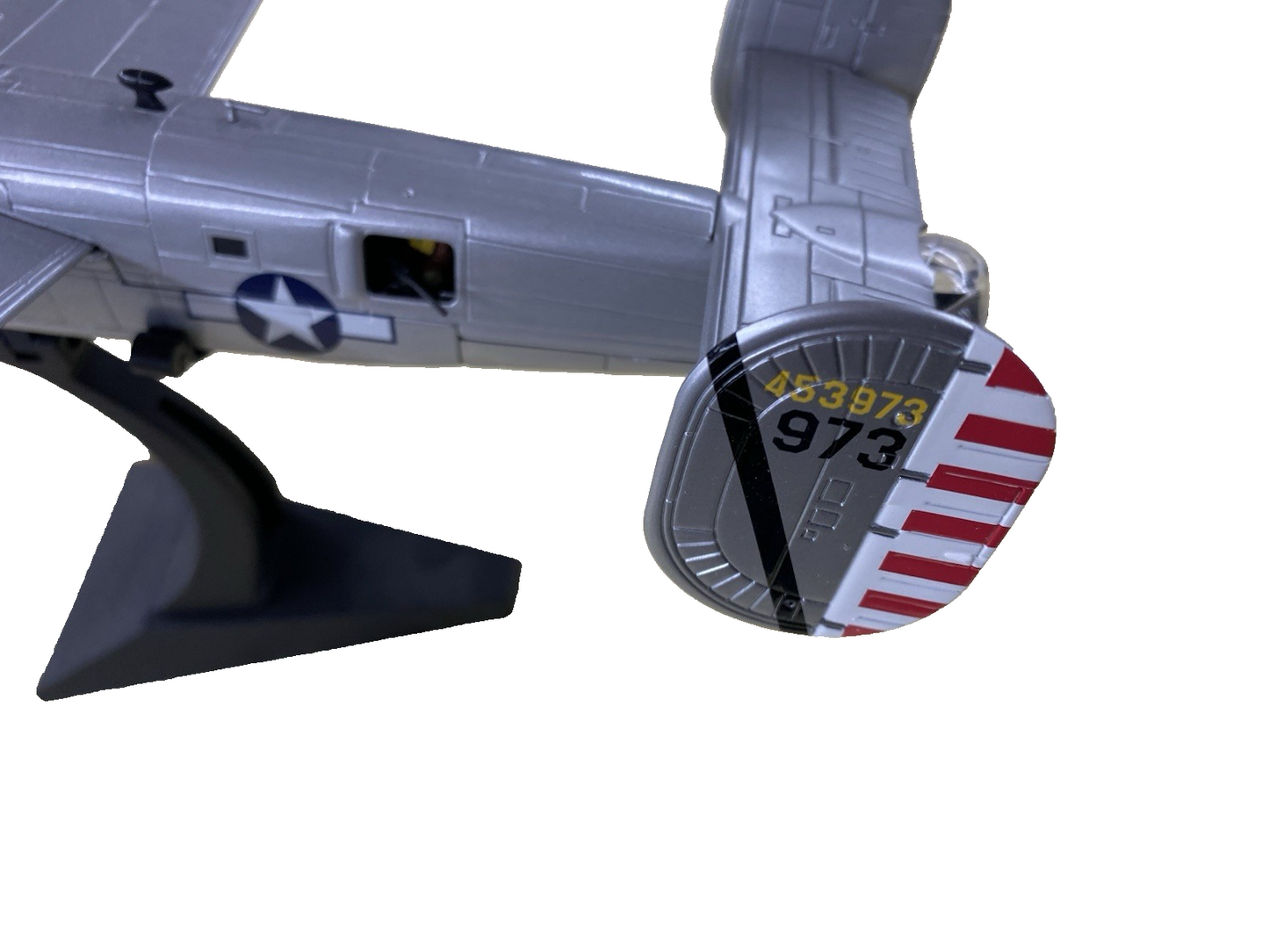 ES 231: Corgi B24 J Liberator Dragon and  his tail diecast Airplane AA34001