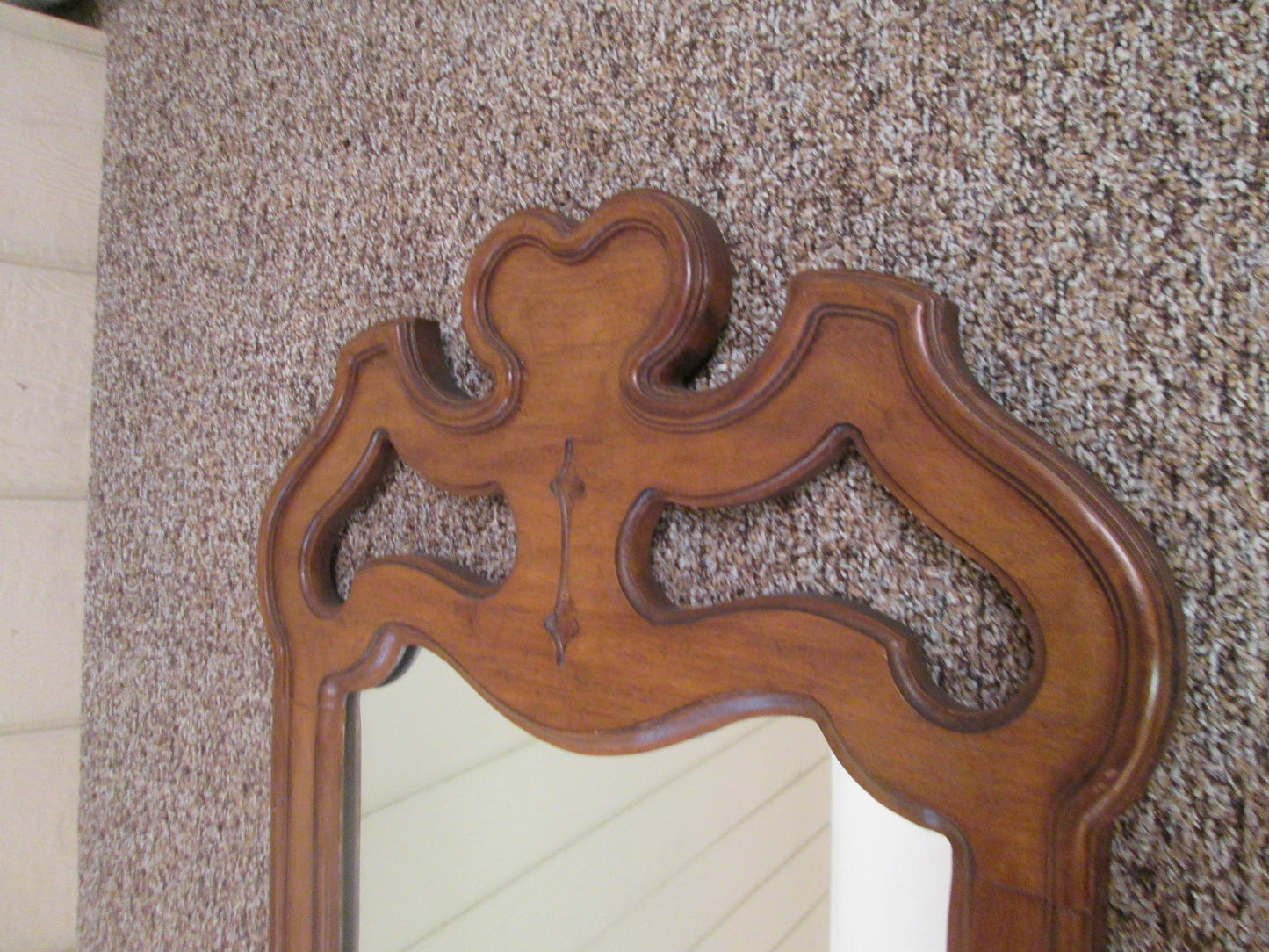 55167  THOMASVILLE Cherry Wood Mirror