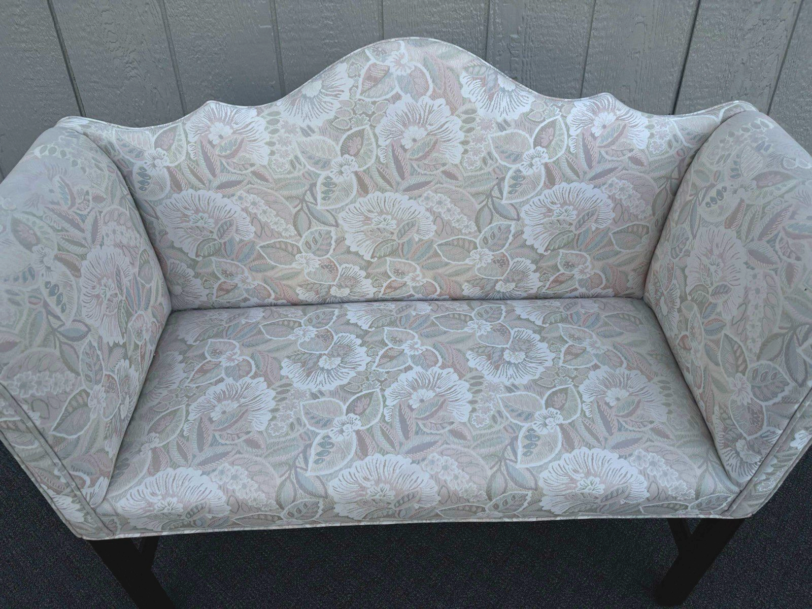 66957 Custom Made Window Bench Vanity Ottoman Bench